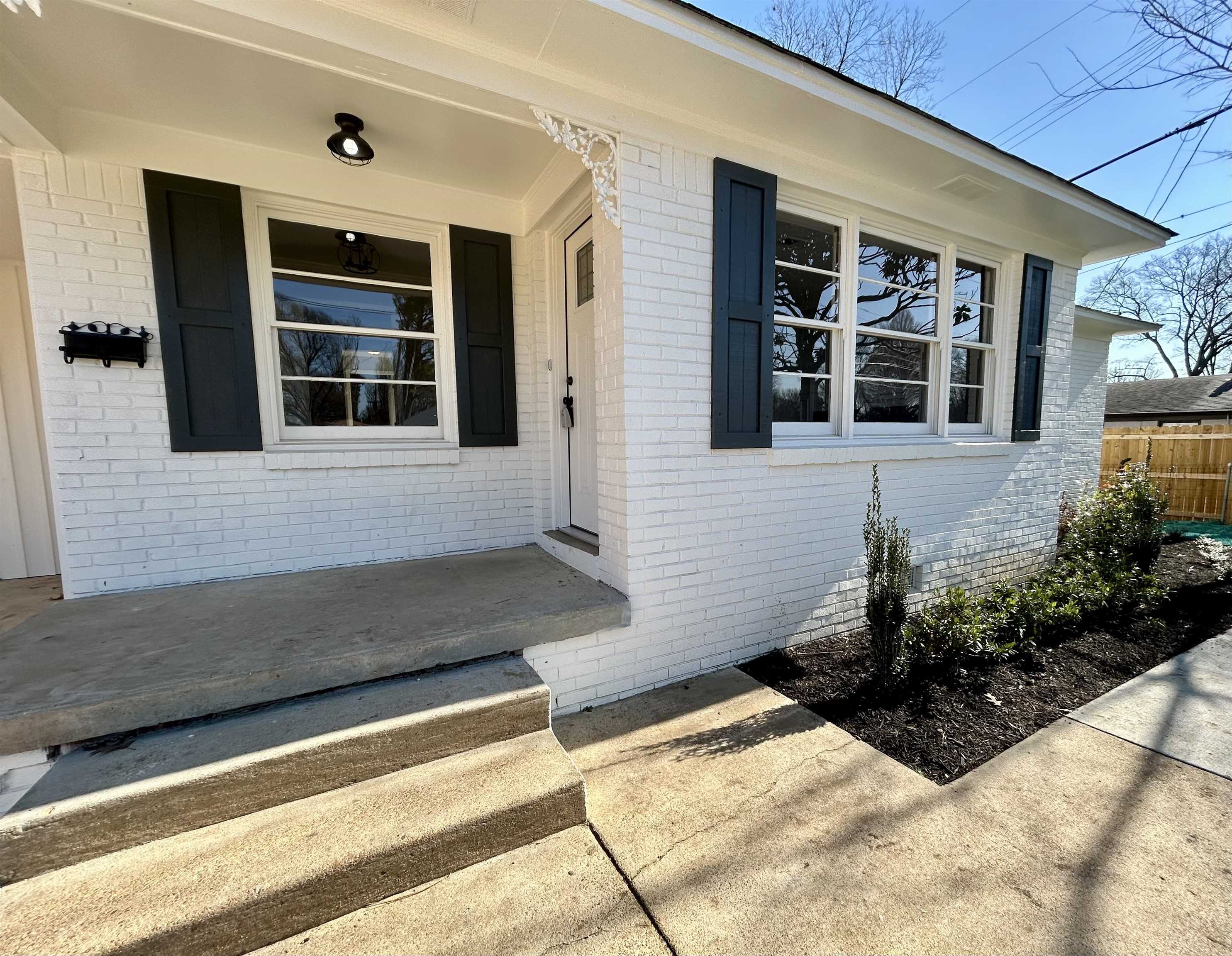 1402 Mt Moriah Rd Property Photo 1