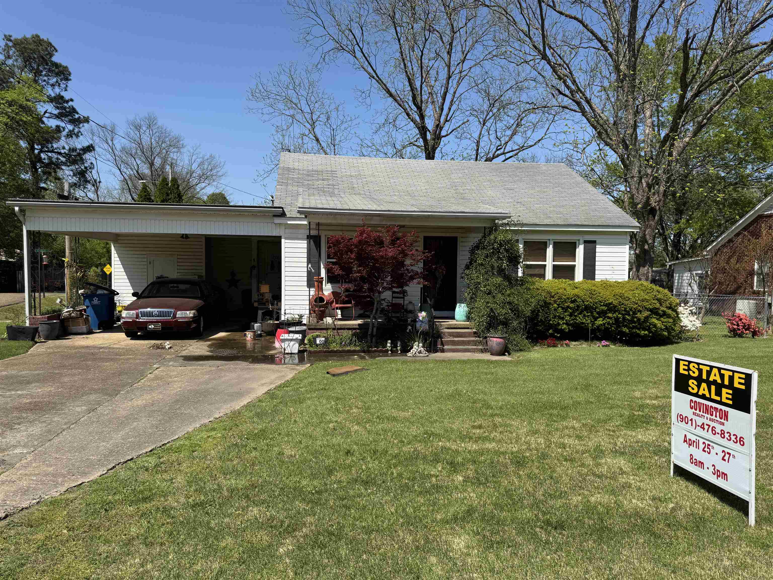 100 Fleming Dr Property Photo 1
