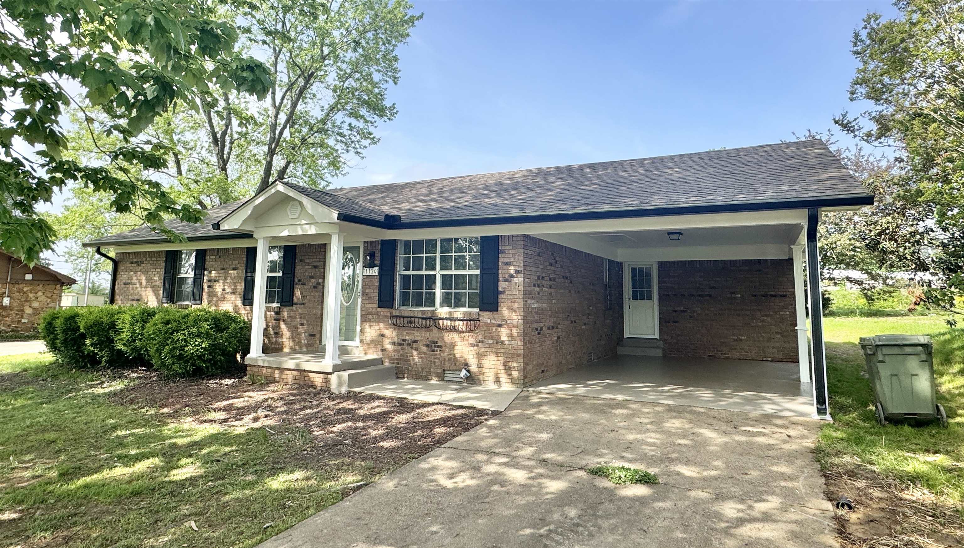 1120 Cedar Grove Ext Property Photo