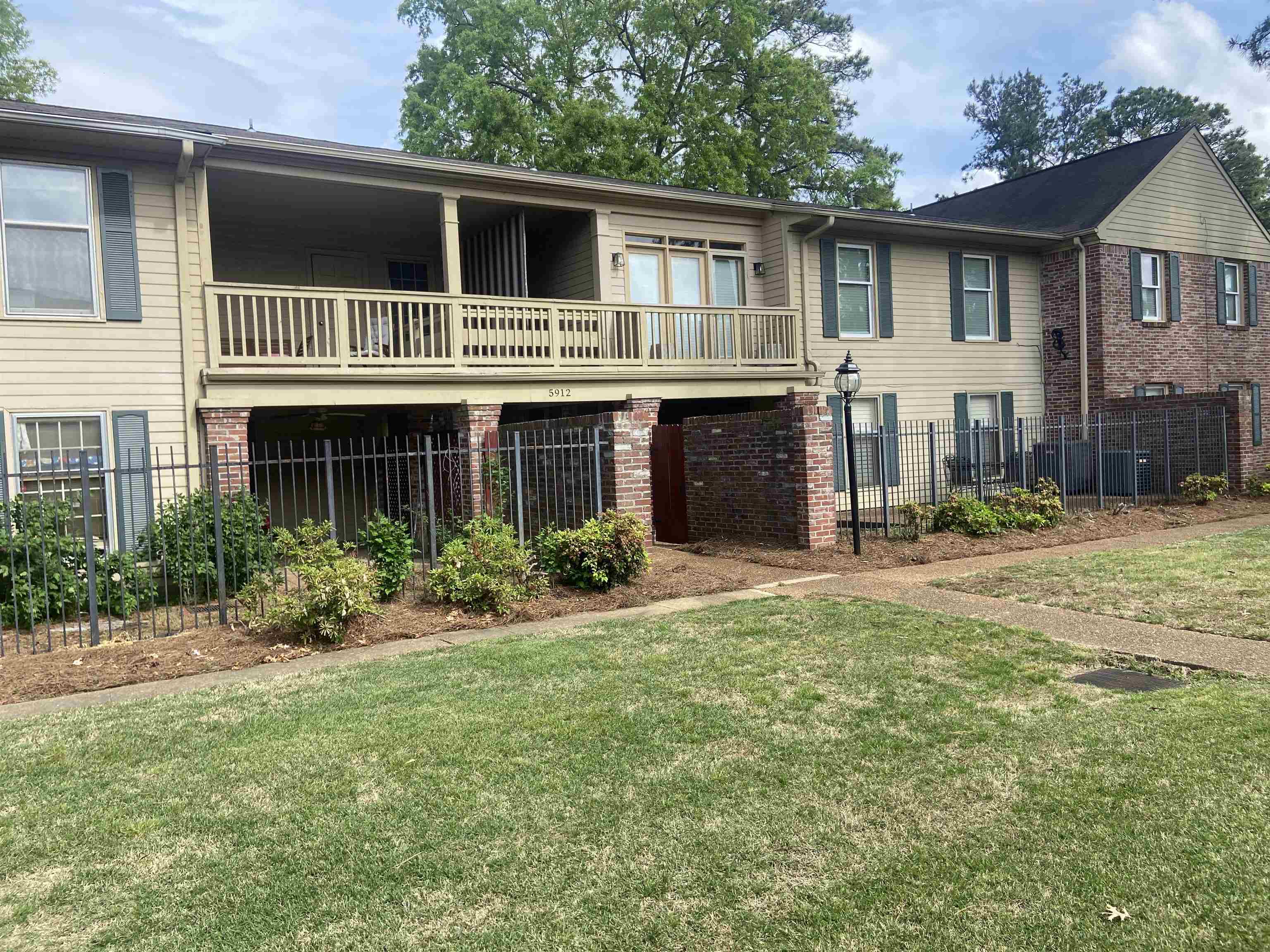 5916 Noyes Dr 4 Property Photo 1