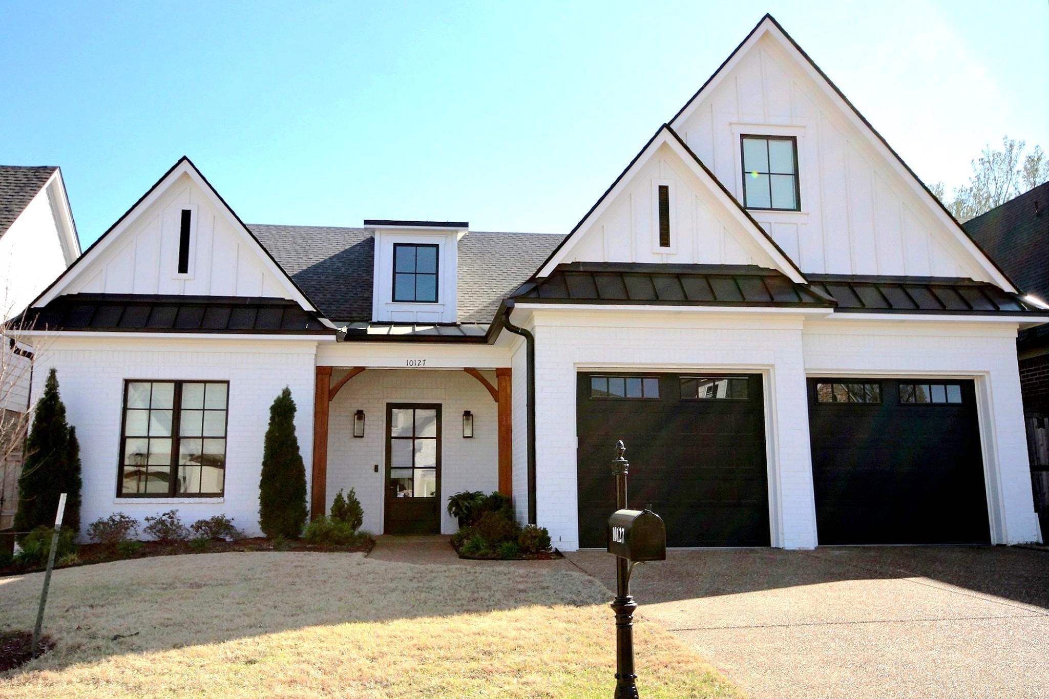 10127 Cliveden Cir S Property Photo 1