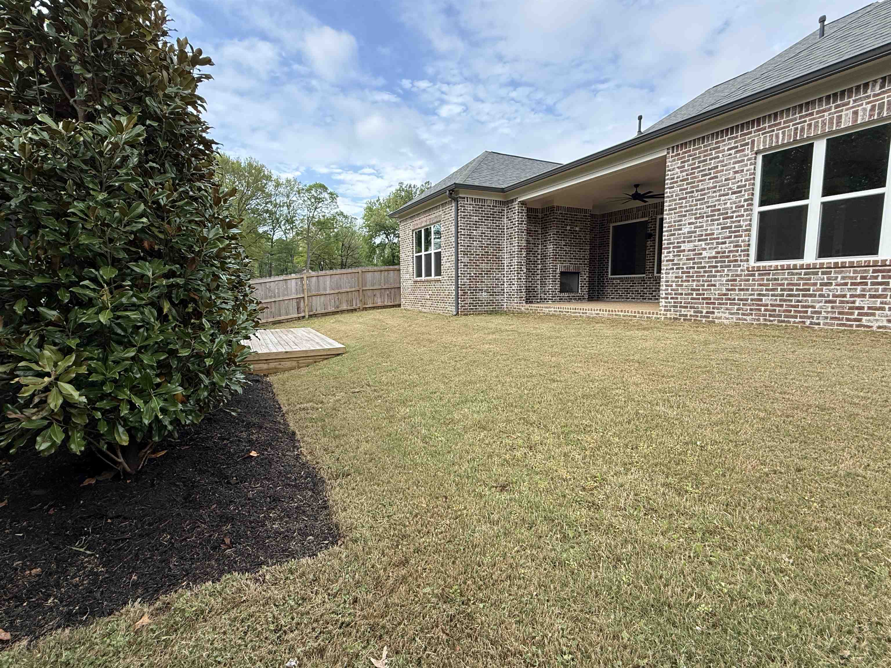 536 Wheaton Park Cv Property Photo 37