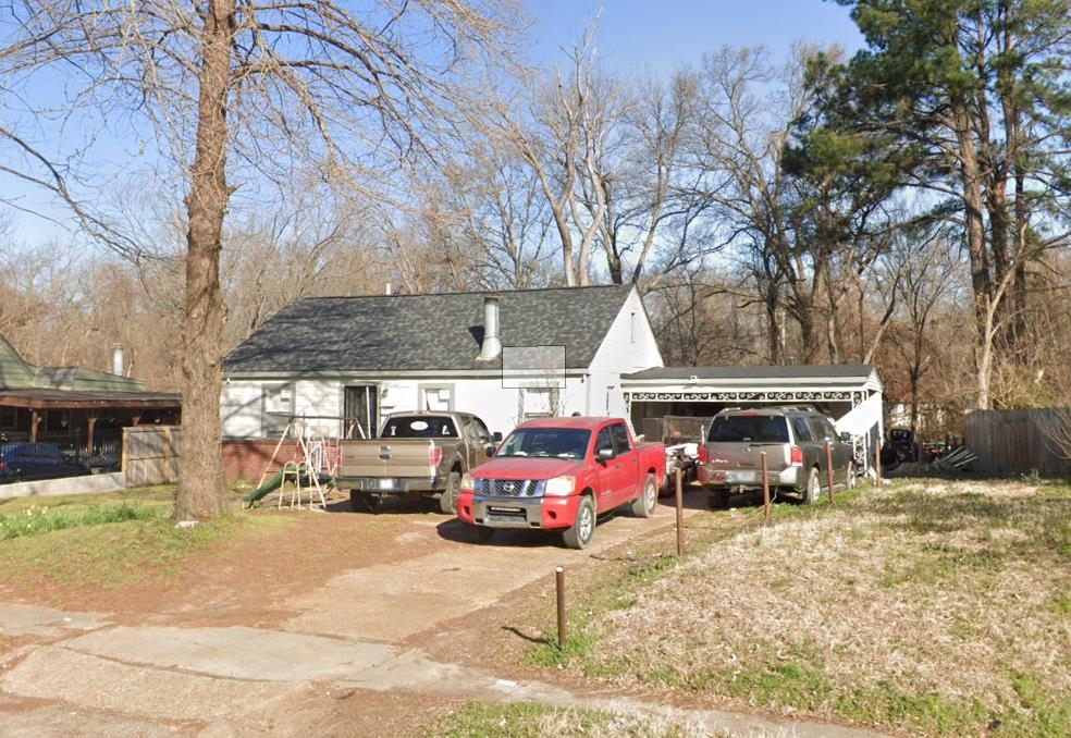 1335 Victor Dr Property Photo 1