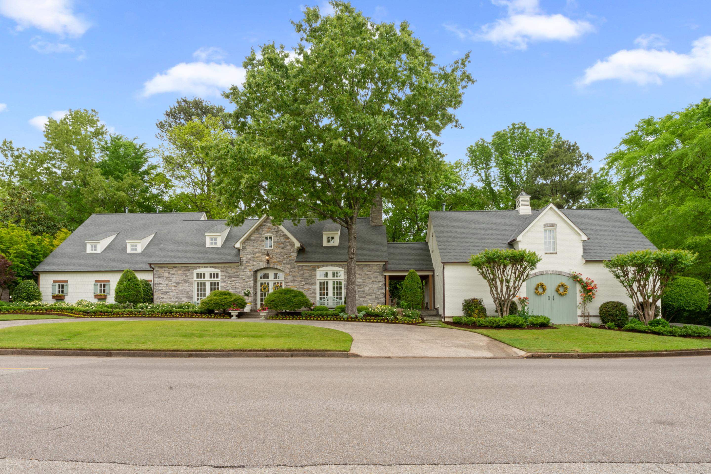 10040 National Club Dr Property Photo 1