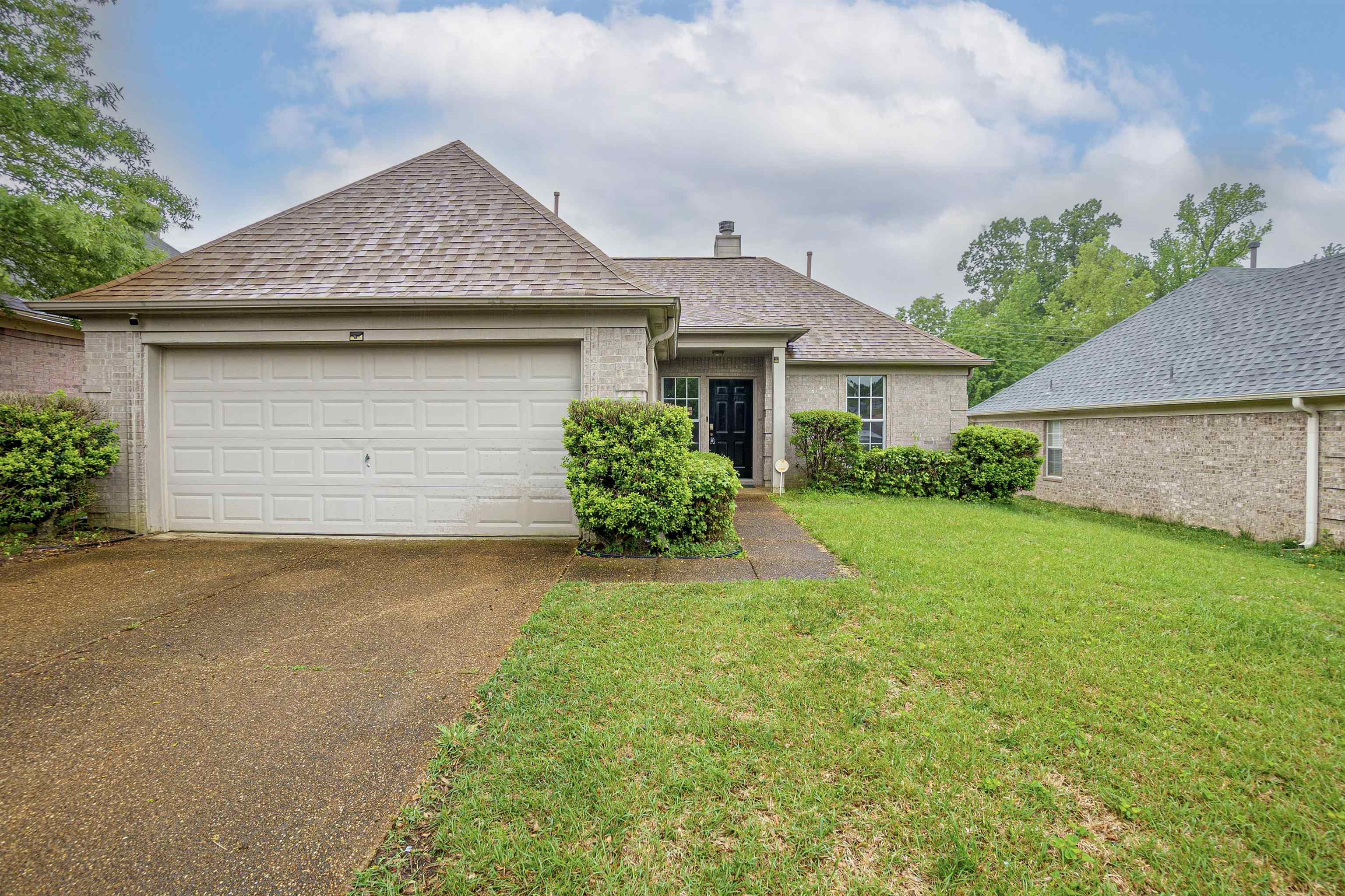5345 Maiden Grass Dr Property Photo 1
