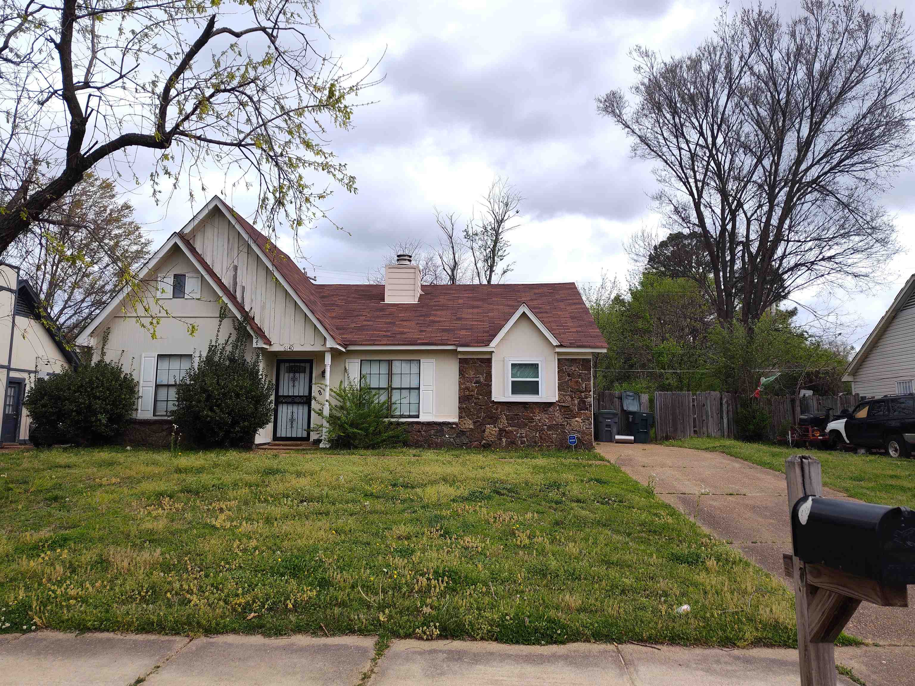 6140 Village Park Rd Property Photo 1
