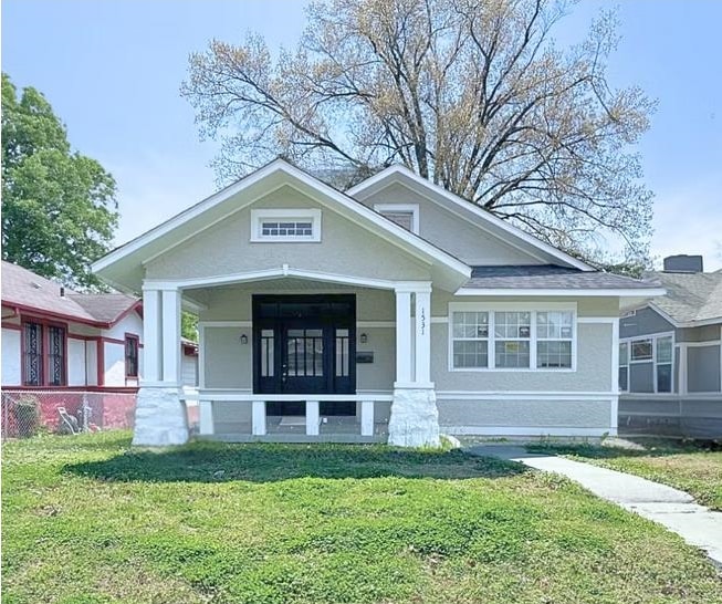 1531 Netherwood Ave Property Photo 1