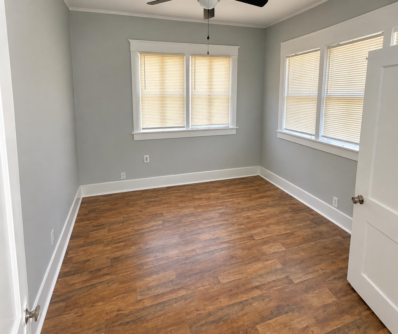 1531 Netherwood Ave Property Photo 14