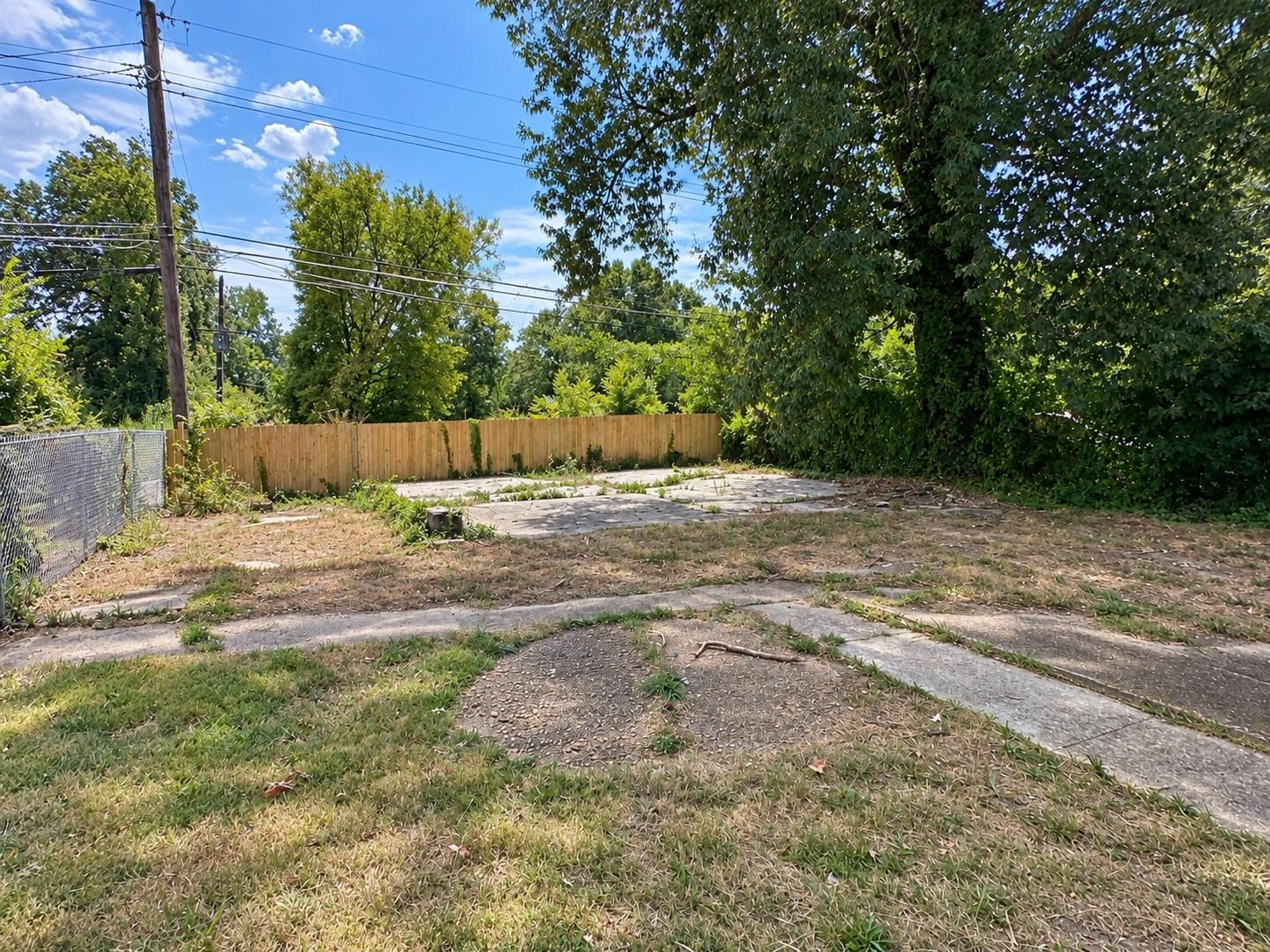 1531 Netherwood Ave Property Photo 20