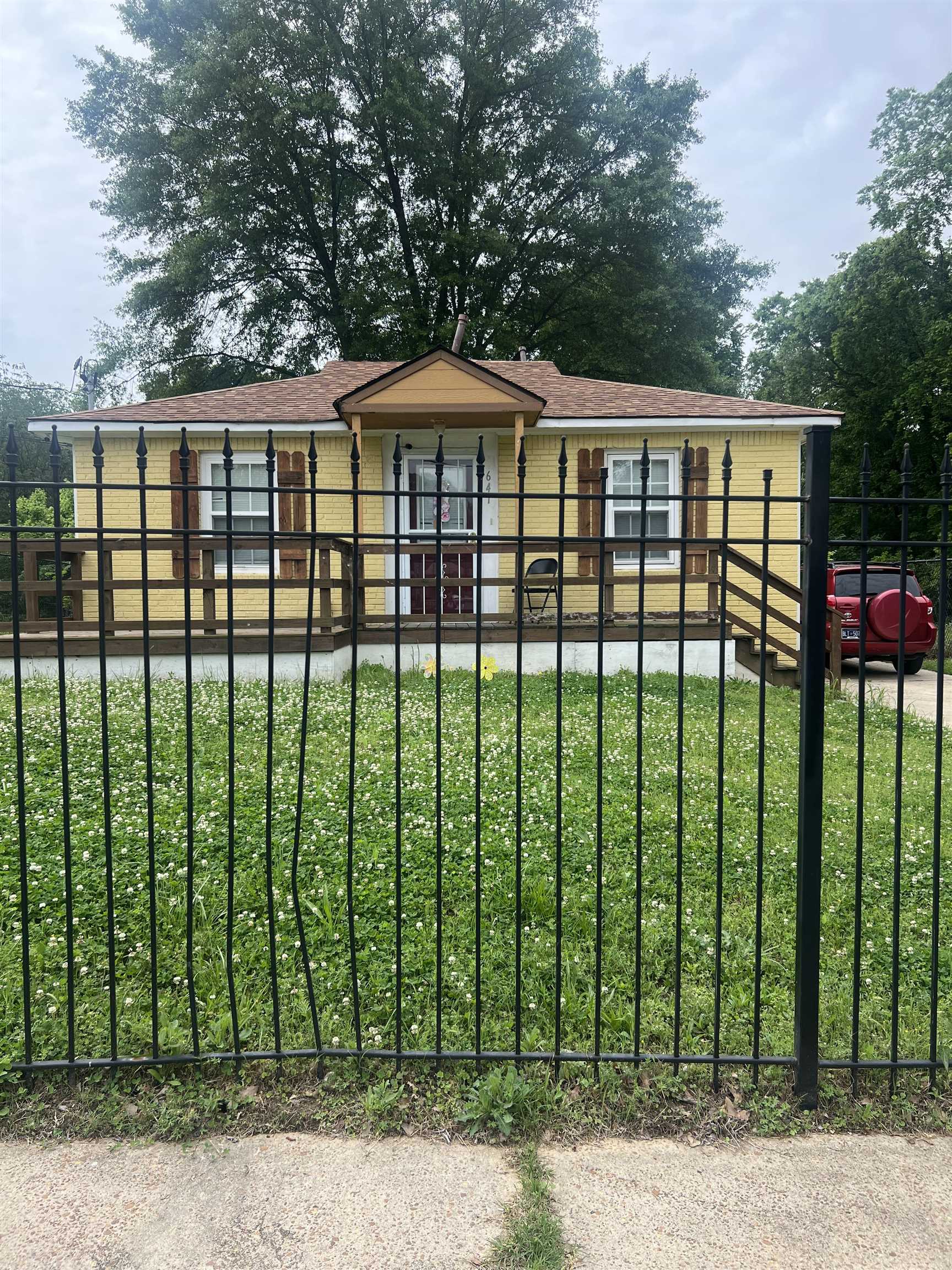 641 King Rd Property Photo 1