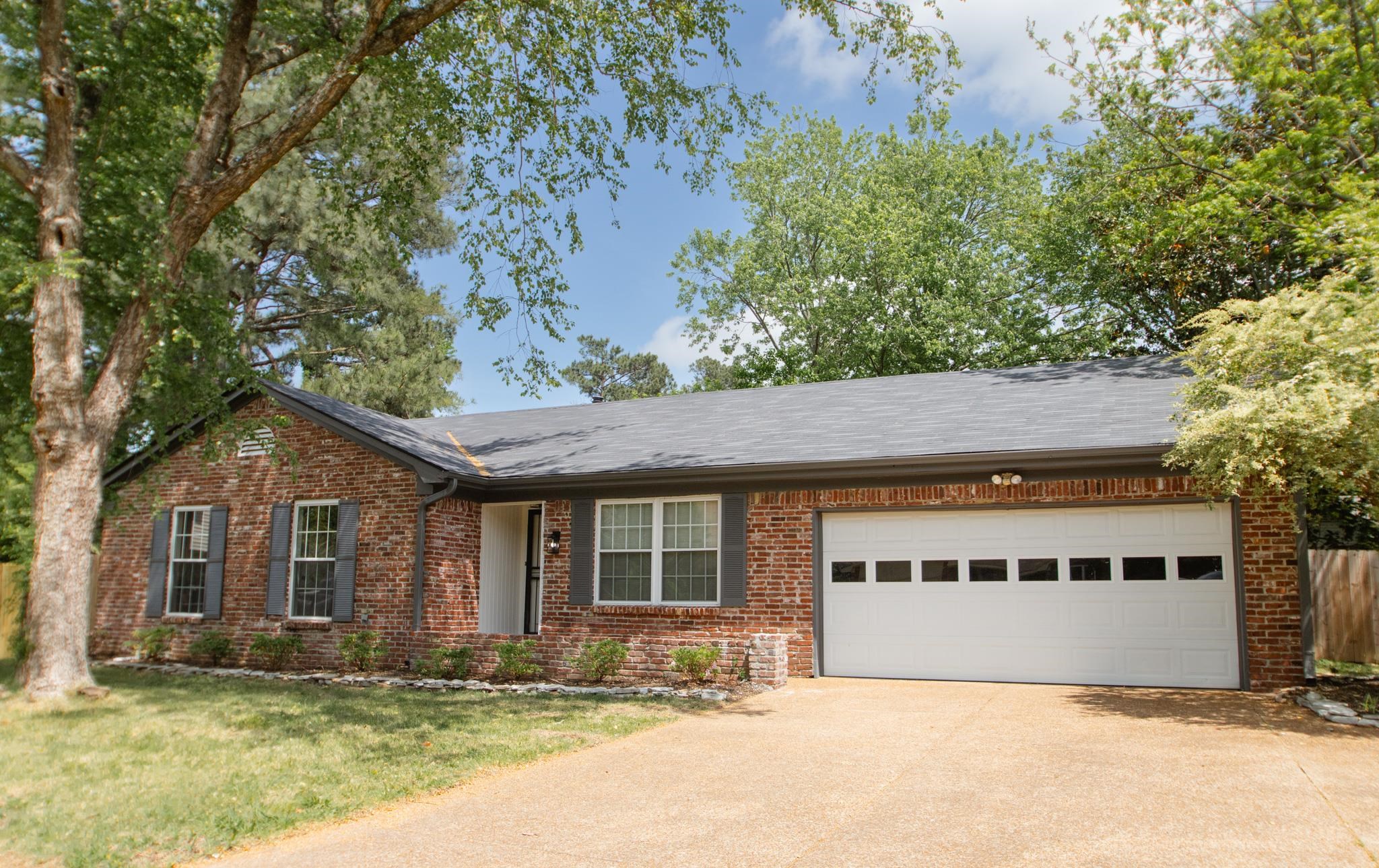 3240 Teaberry Ln Property Photo 1