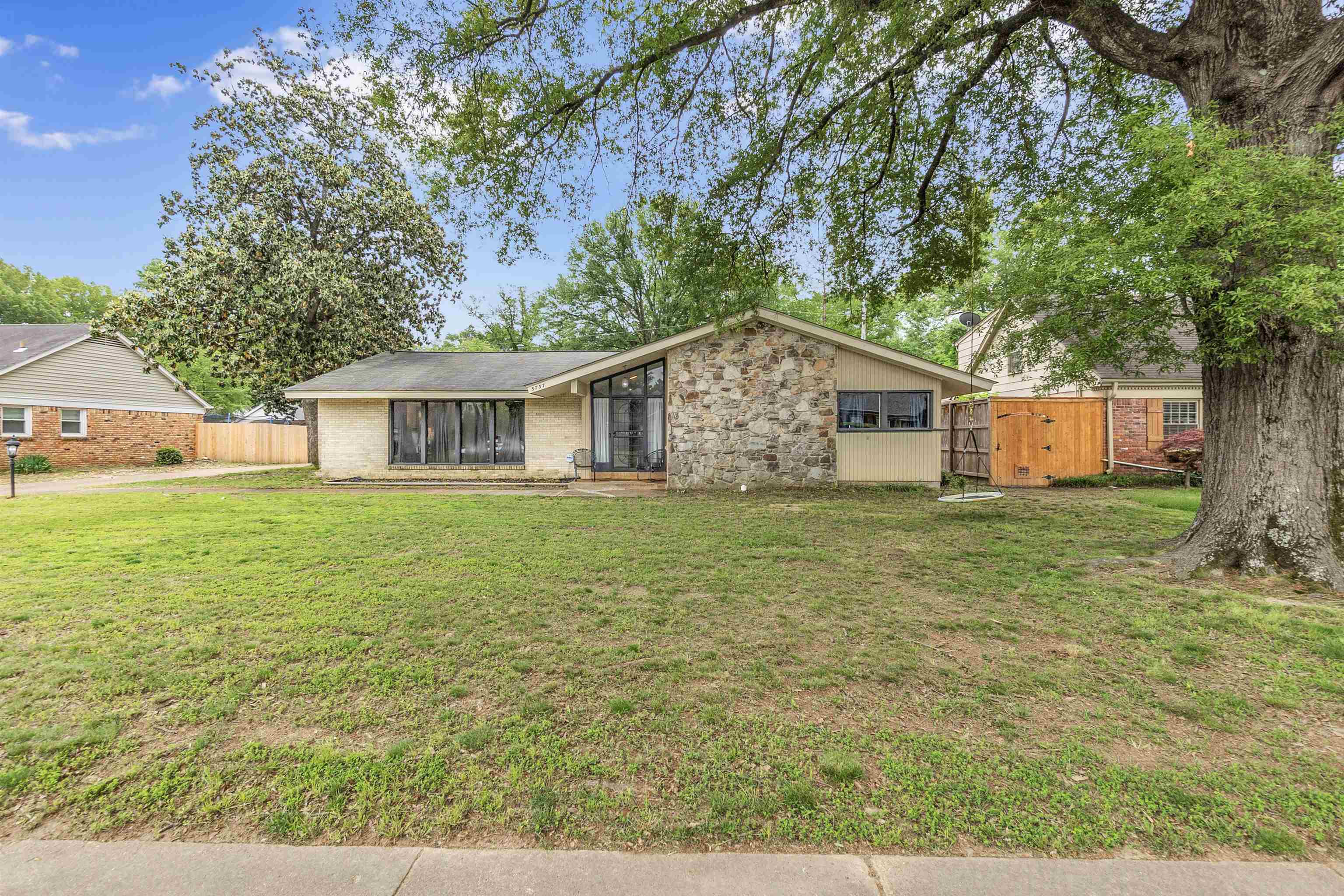 5737 Buxbriar Ave Property Photo 4