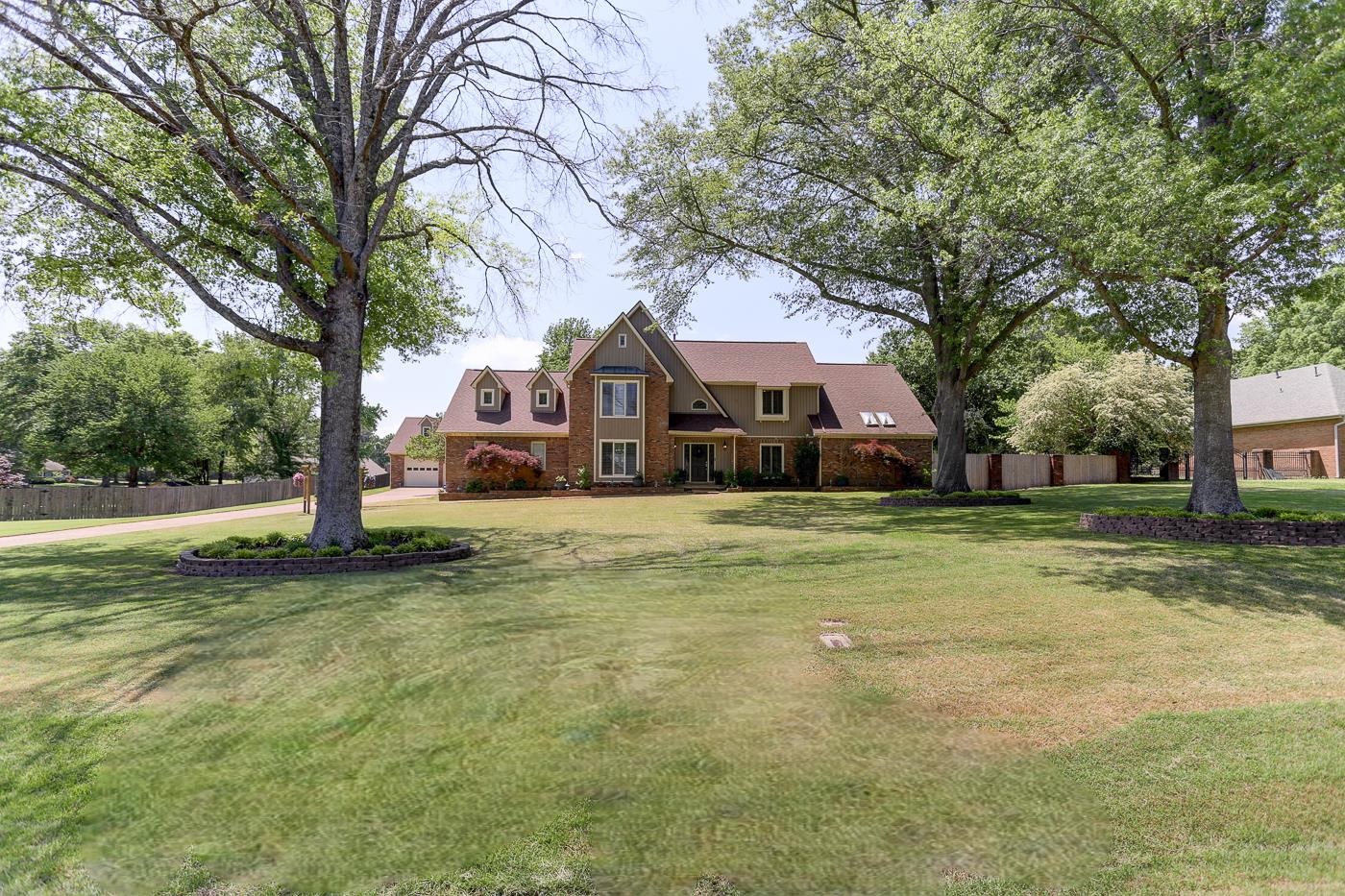 3275 Bruton Parish Dr Property Photo 1