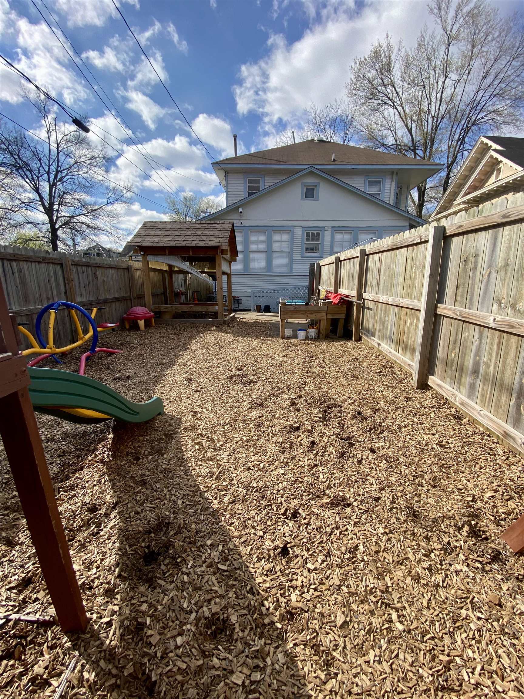 1336 Peabody Ave Property Photo 4