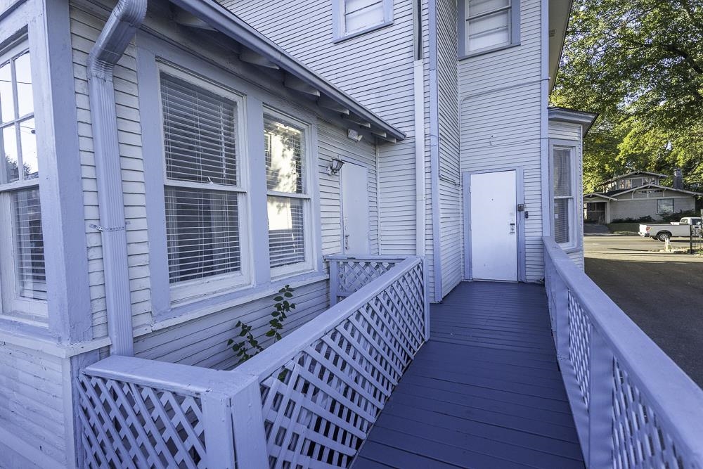 1336 Peabody Ave Property Photo 5