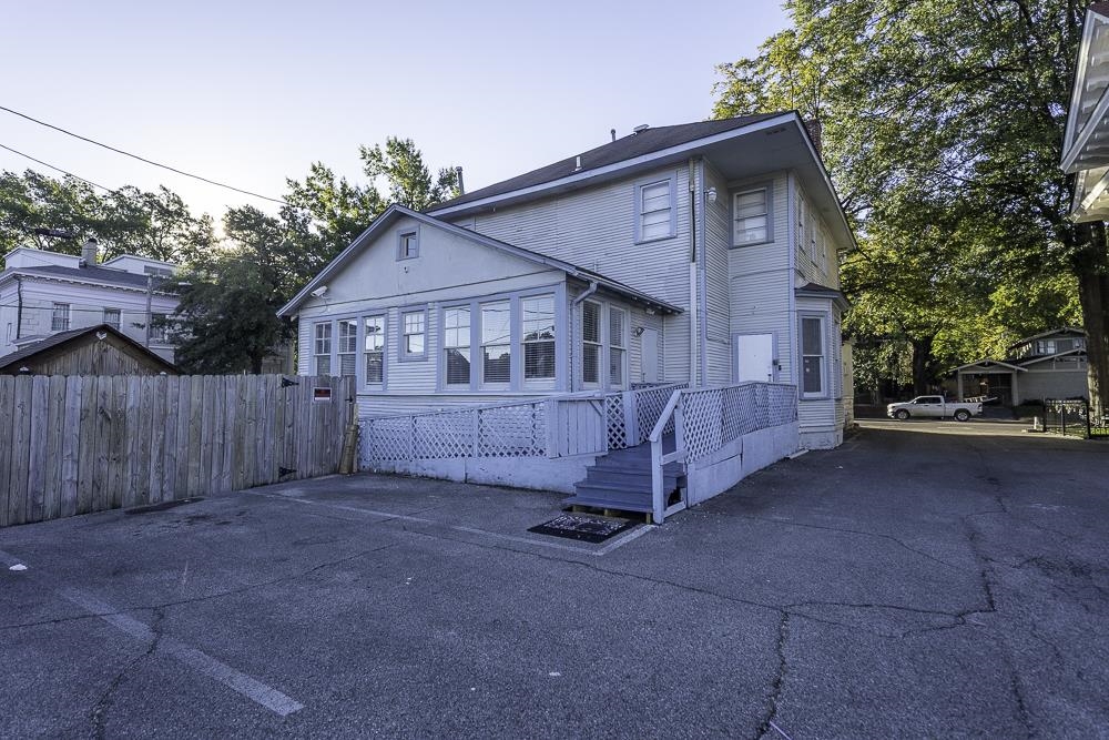 1336 Peabody Ave Property Photo 6