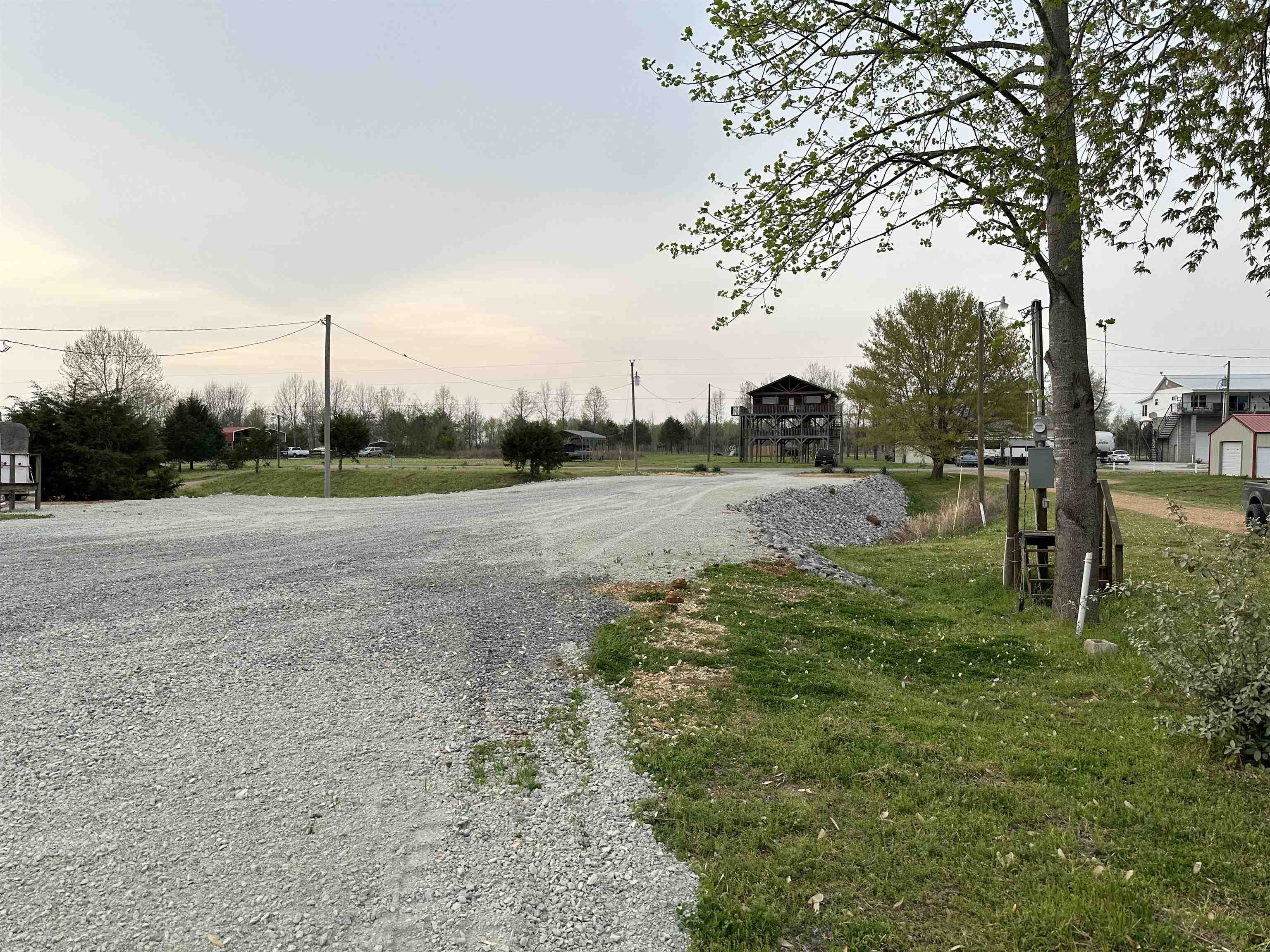 2700 Catfish Ln Property Photo 8