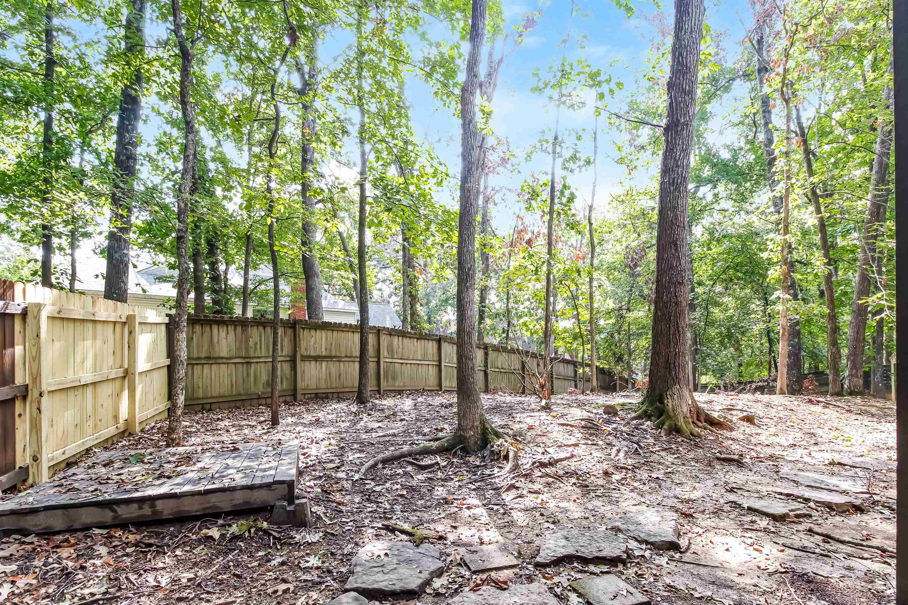 8661 Roundtree Pl Property Photo 16