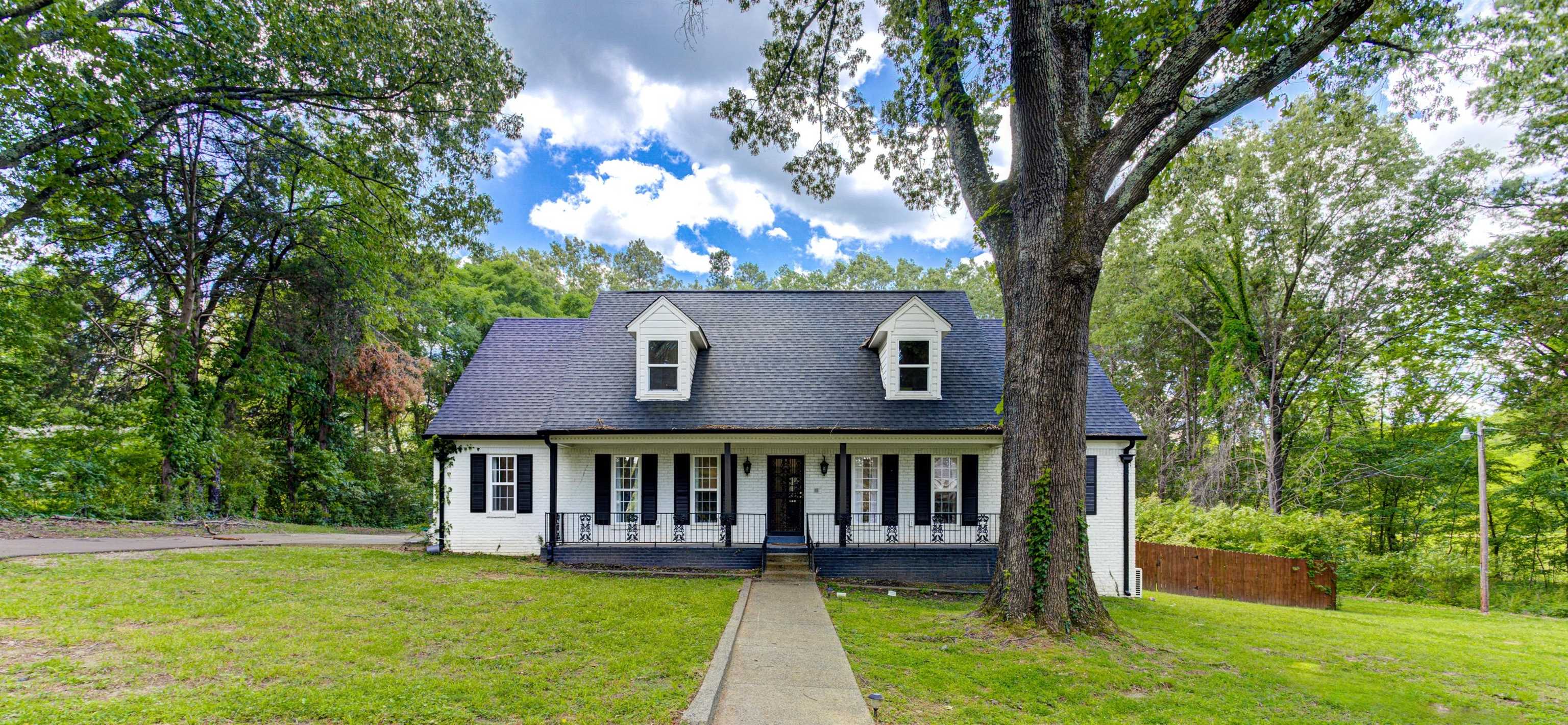 8929 ROCKY POINT RD Property Image