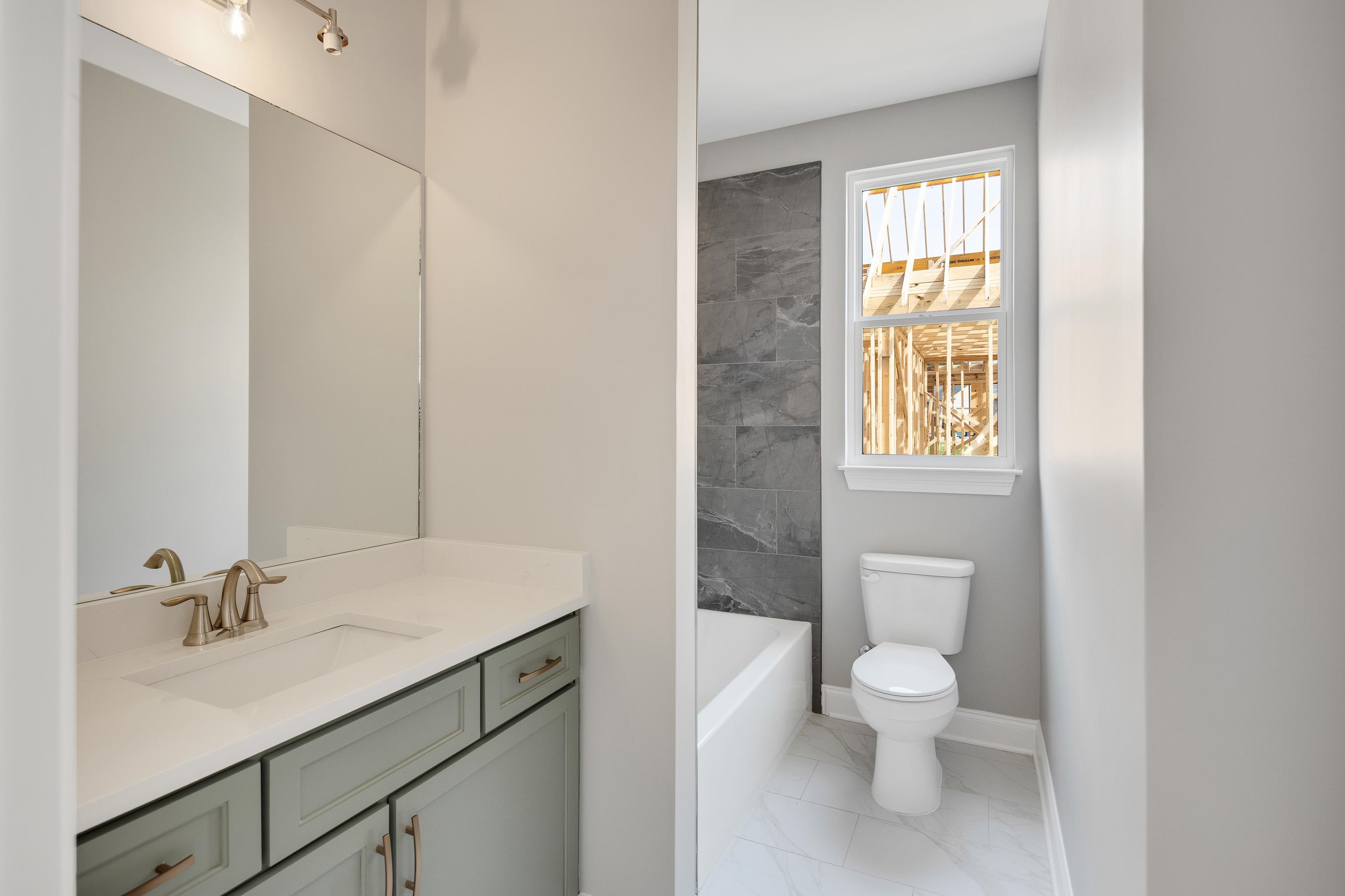 100 Rambling Rex Trl Property Photo 14