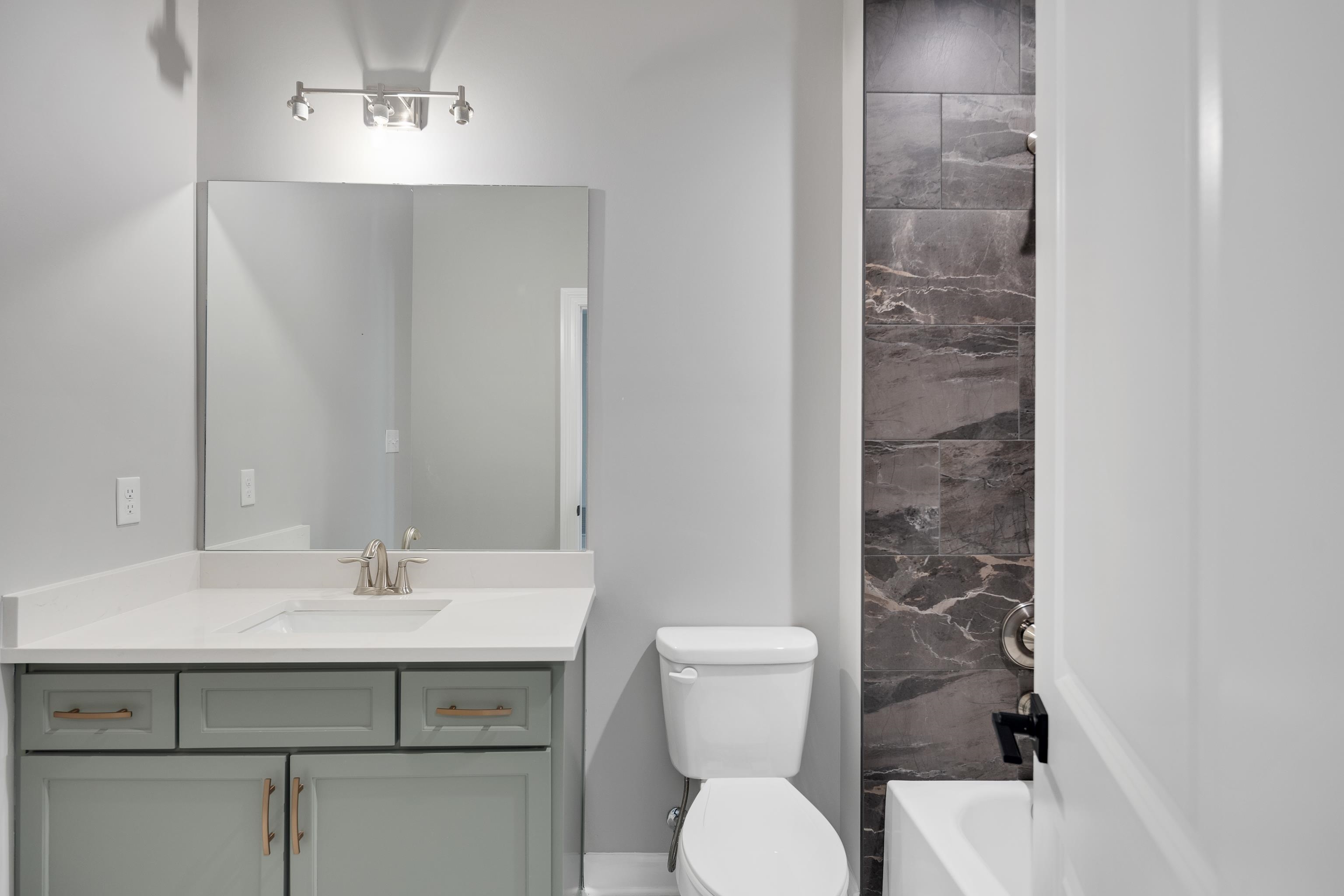 100 Rambling Rex Trl Property Photo 21