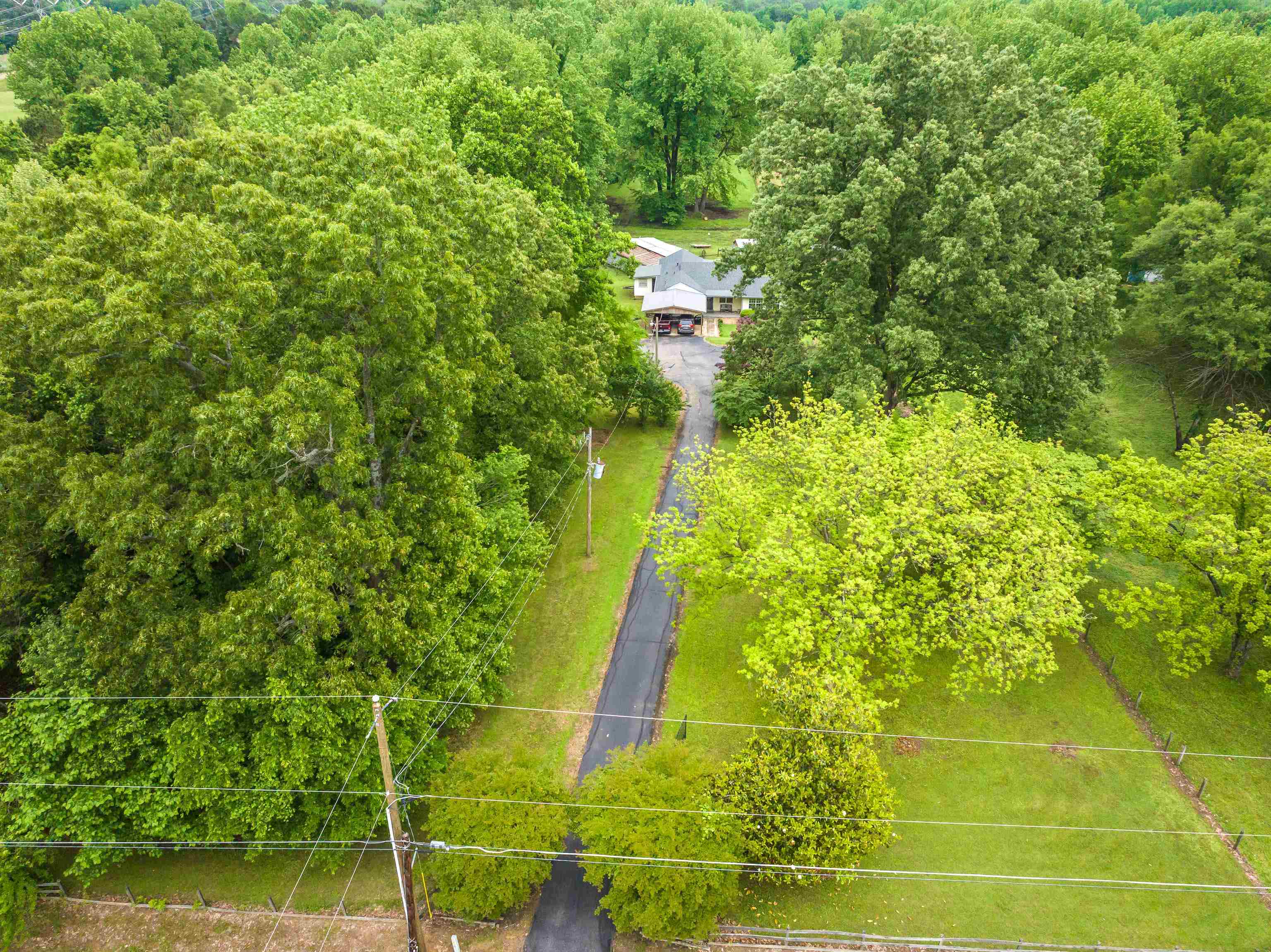 9252 Brunswick Rd Property Photo 1