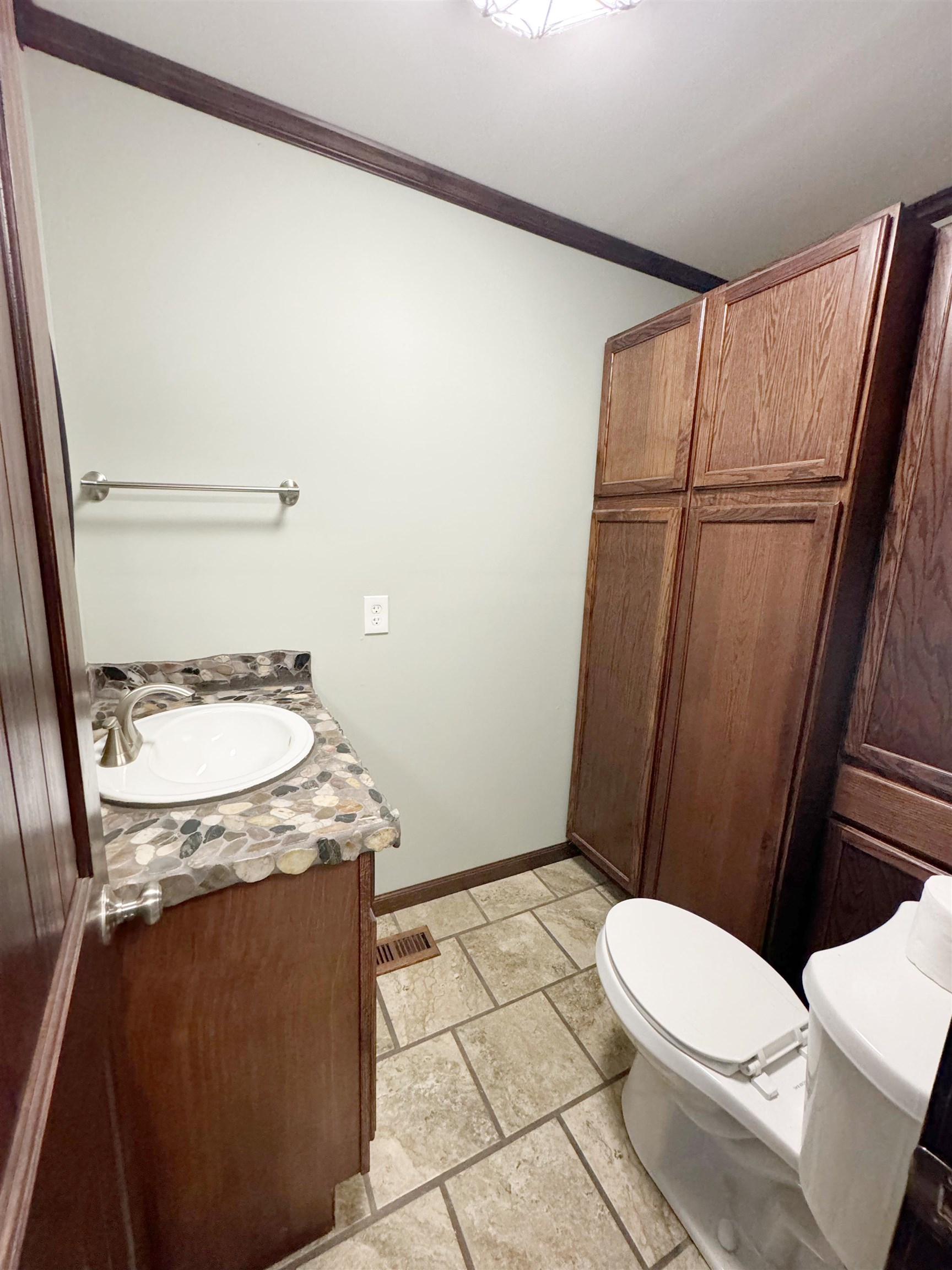 951 Sloan Rd Property Photo 14