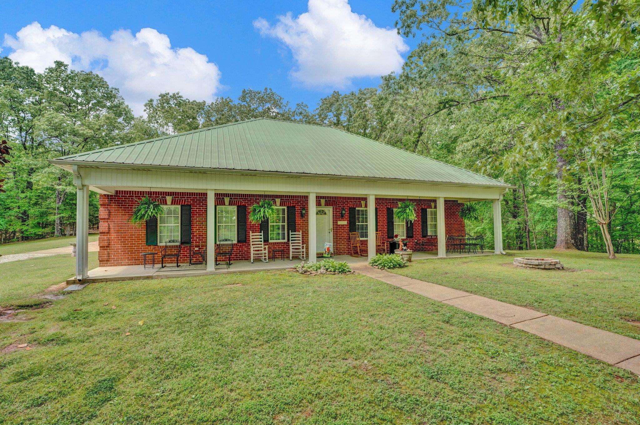 440 Shinault Rd Property Photo 1