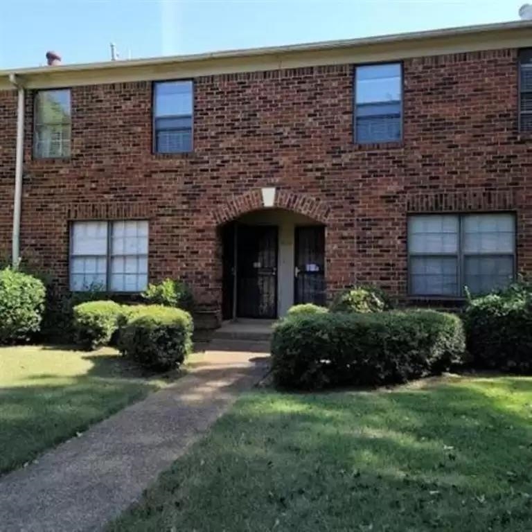 3218 Thirteen Colony Mall 1a Property Photo 1