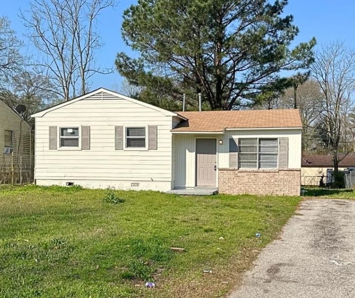 4503 BEACON HILL DR Property Photo 1