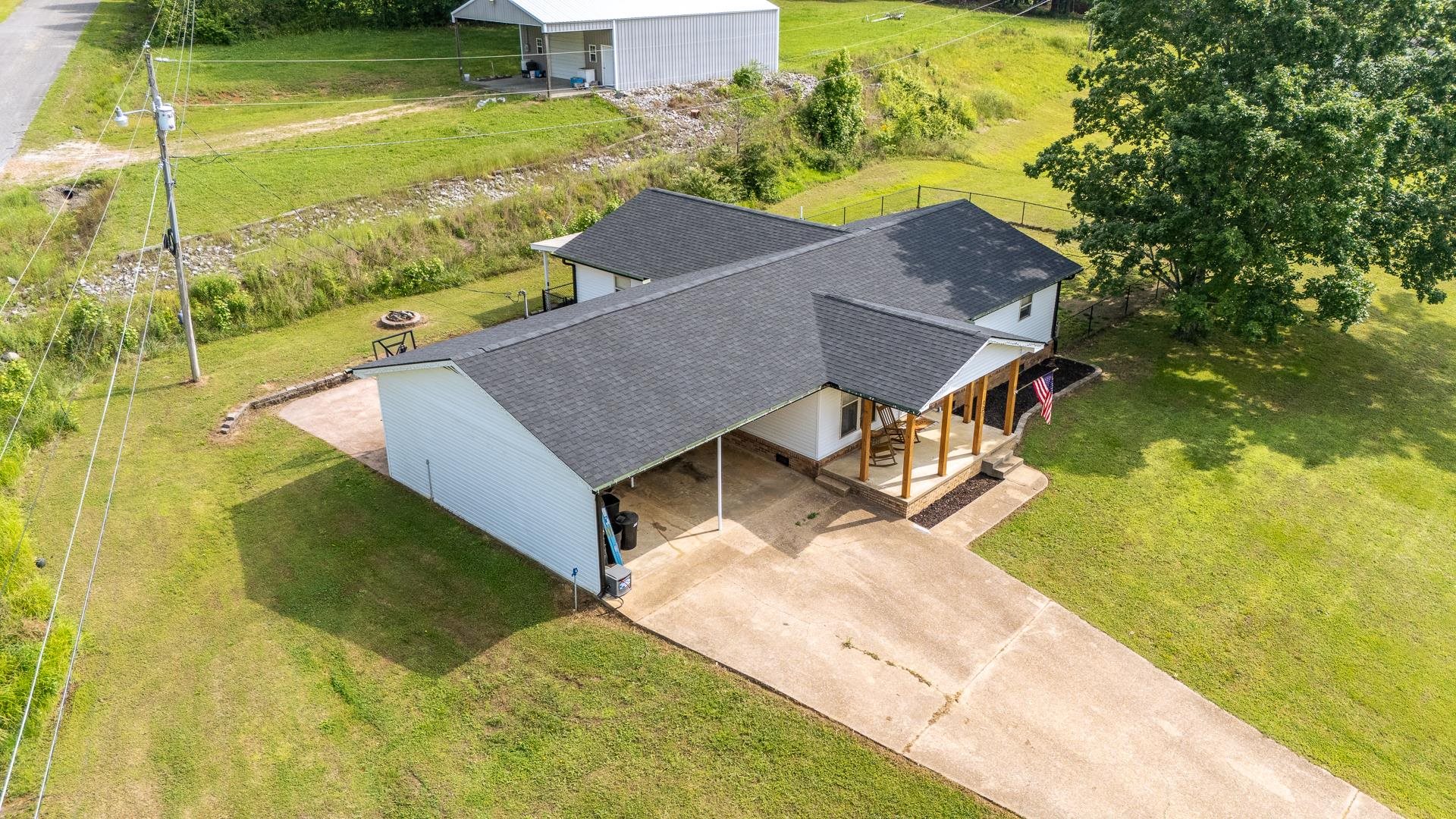131 Pettigrew St Property Photo