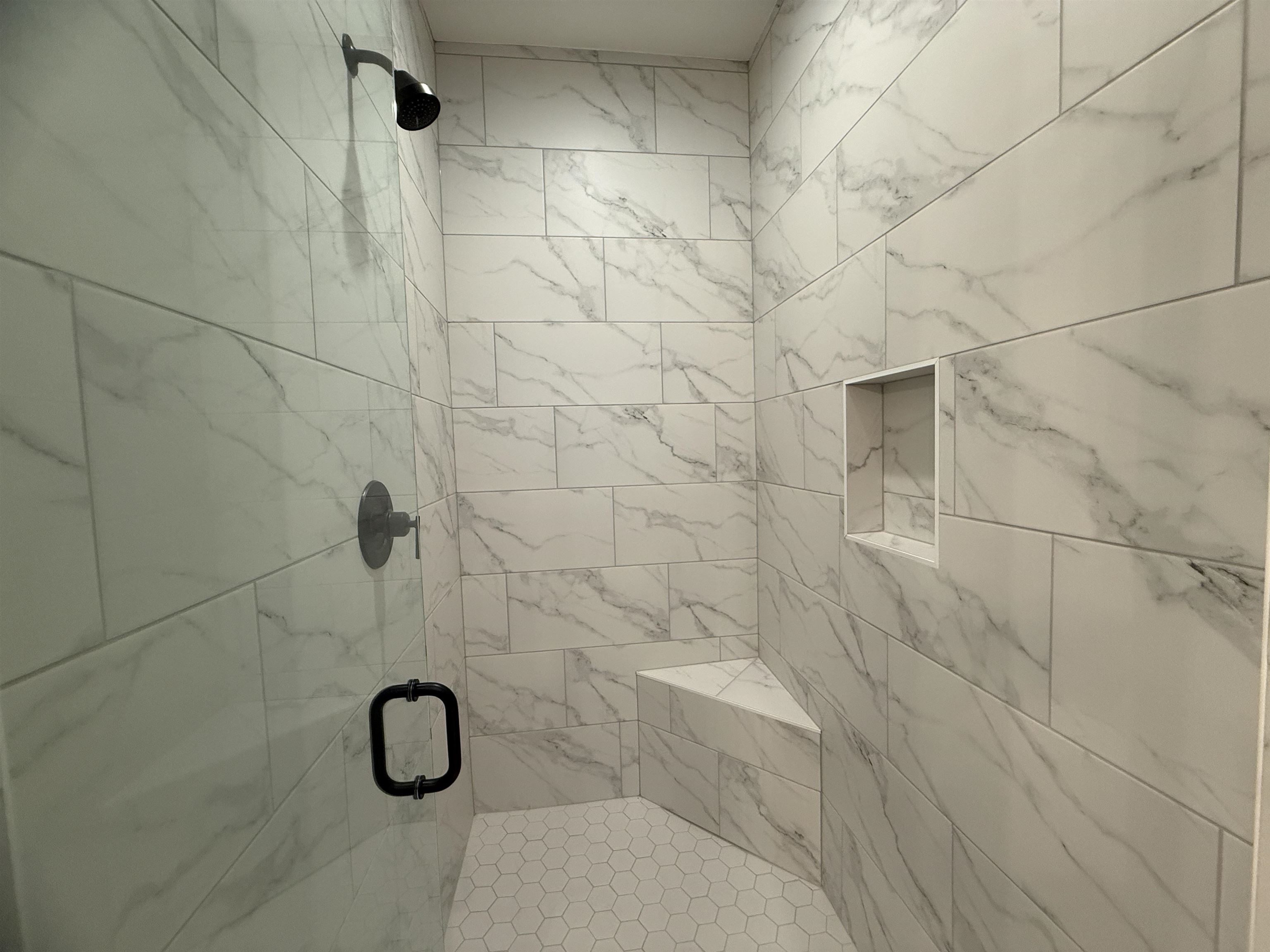 11516 Sunsparkler Way Property Photo 9