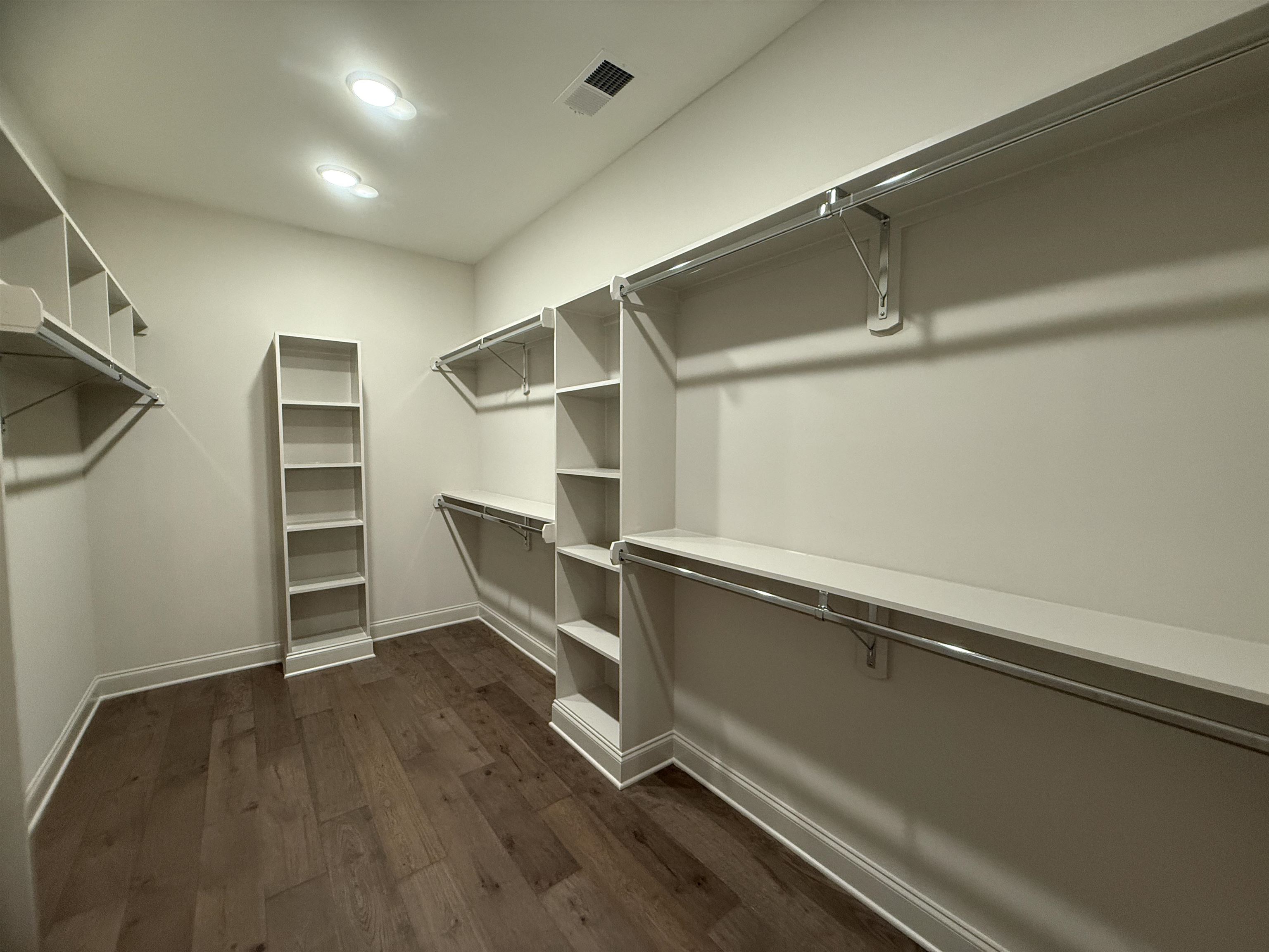 11516 Sunsparkler Way Property Photo 10