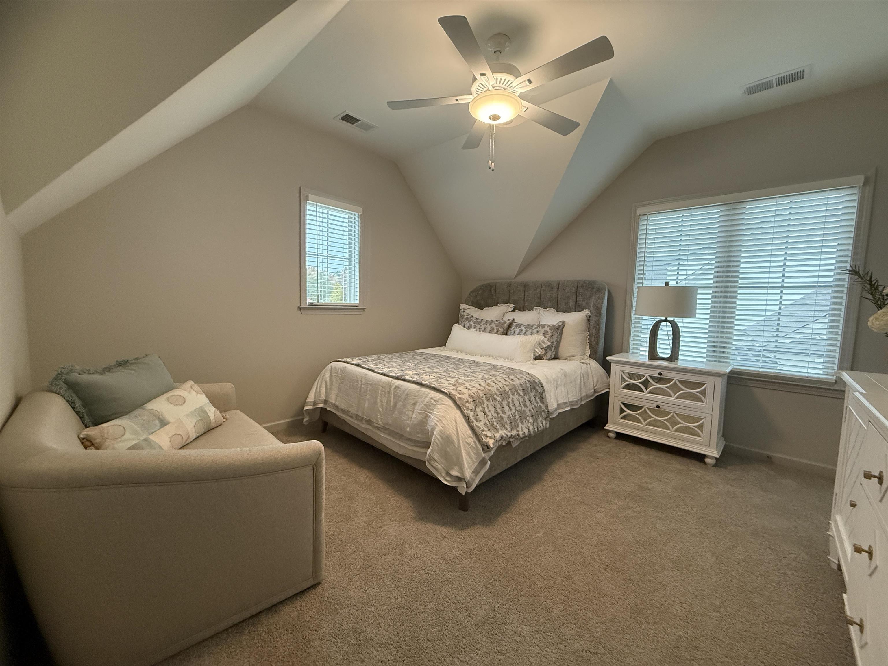 11516 Sunsparkler Way Property Photo 17