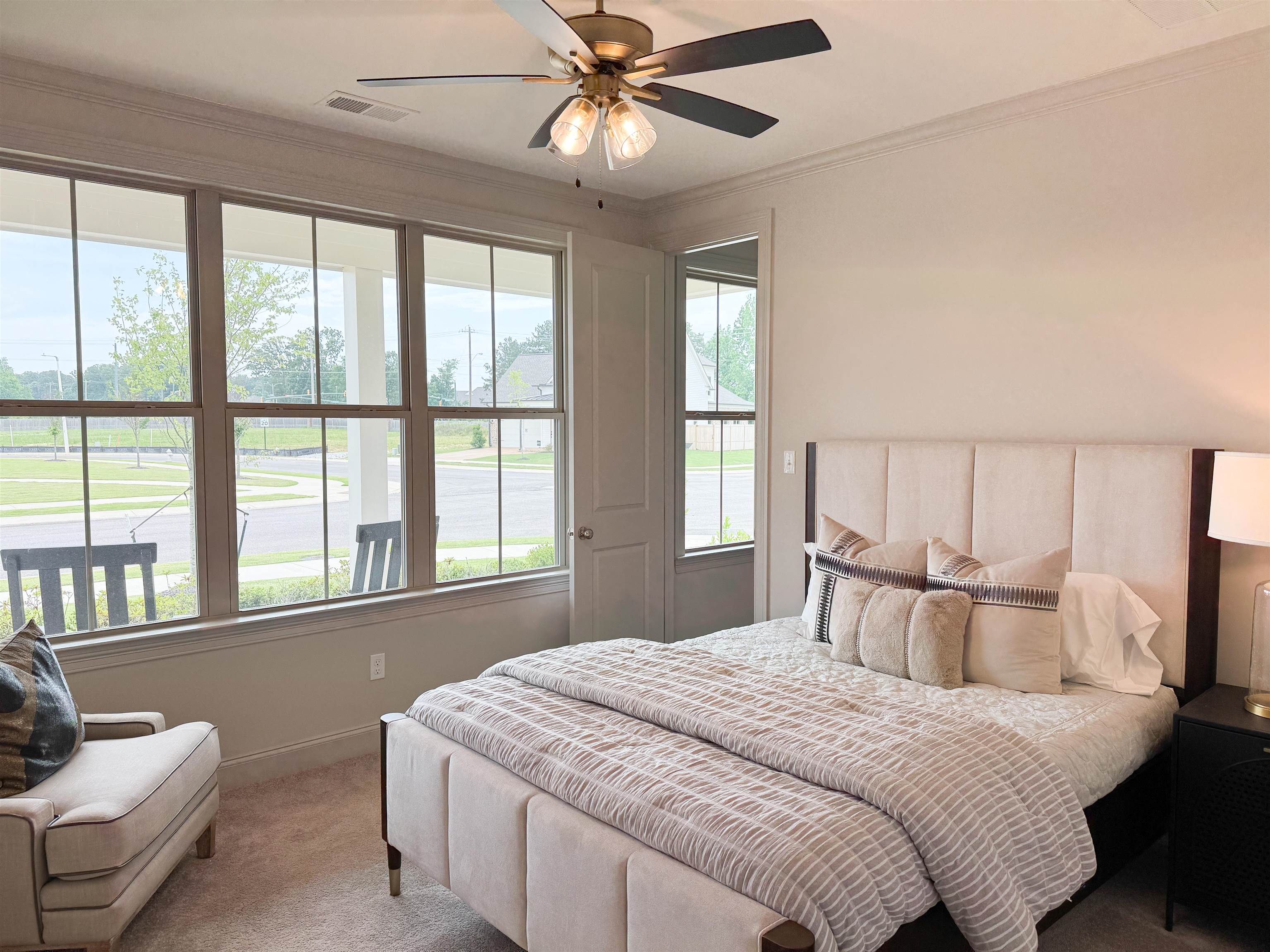 11498 Sunsparkler Way Property Photo 10