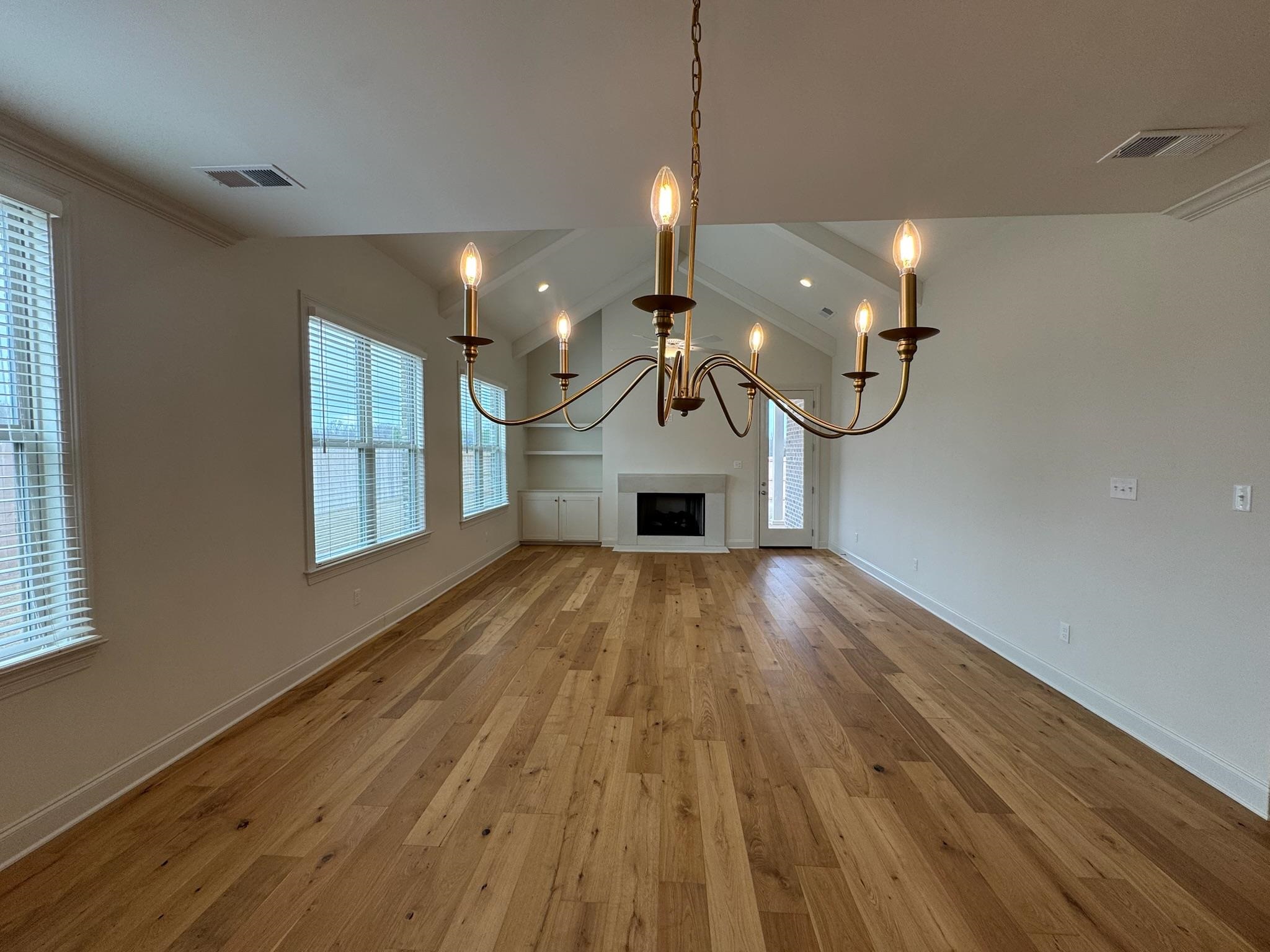 11512 Sunsparkler Way Property Photo 9
