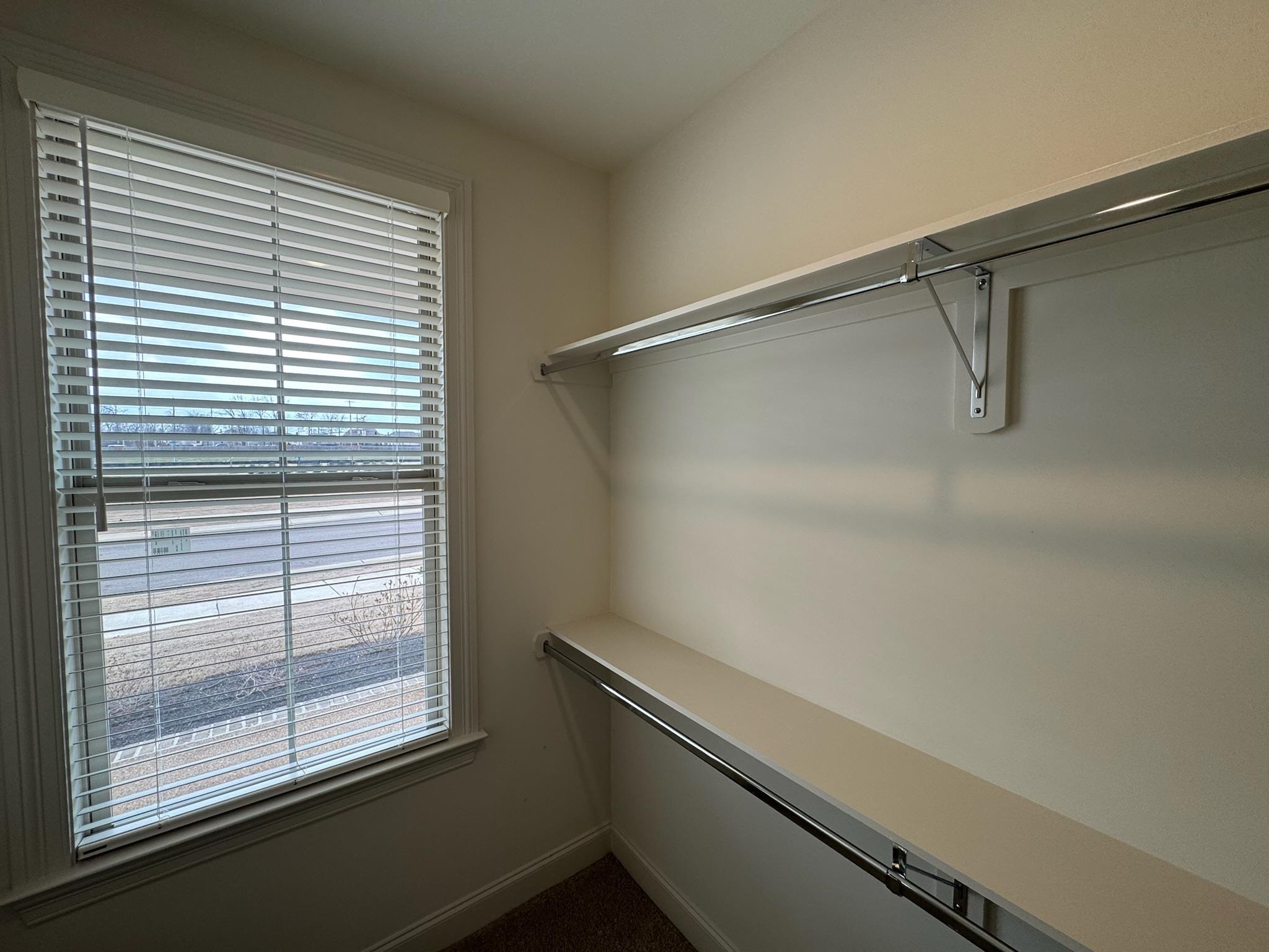 11512 Sunsparkler Way Property Photo 15