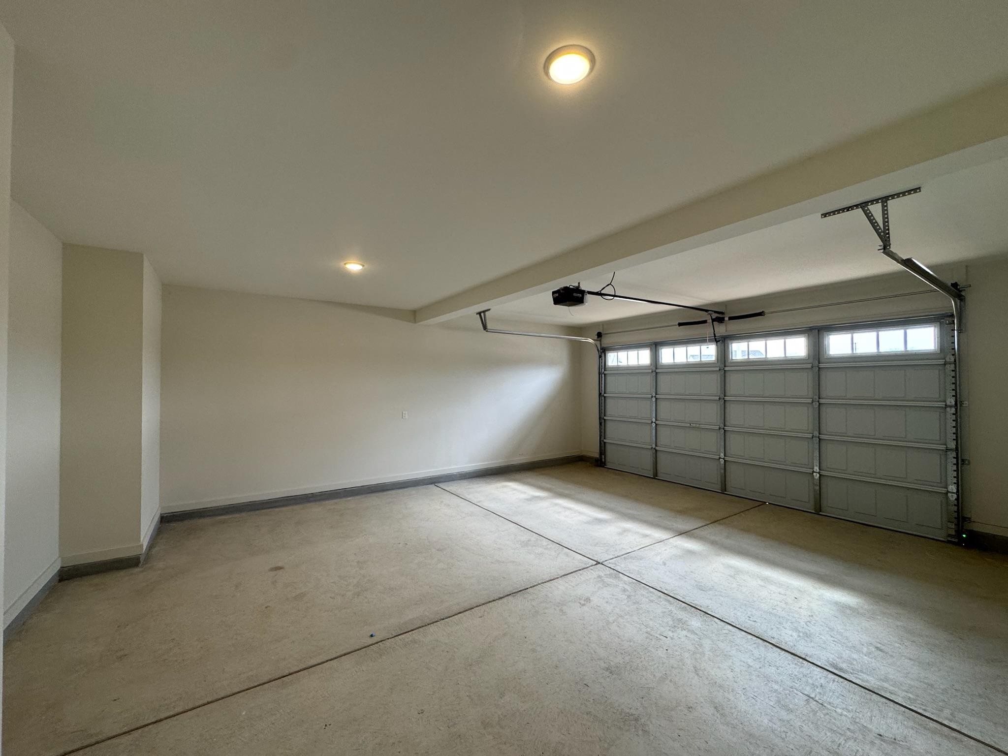 11512 Sunsparkler Way Property Photo 19