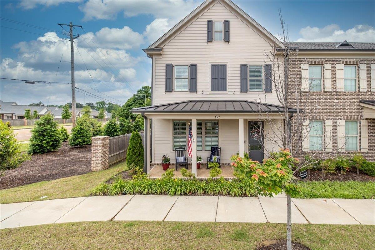527 Armel Dr Property Photo 1