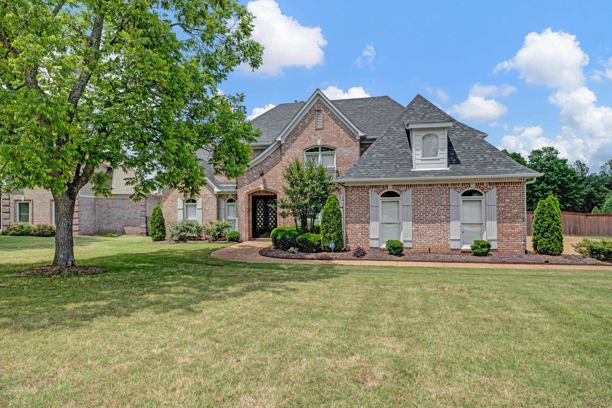 546 TOWNSHIP CV Property Image