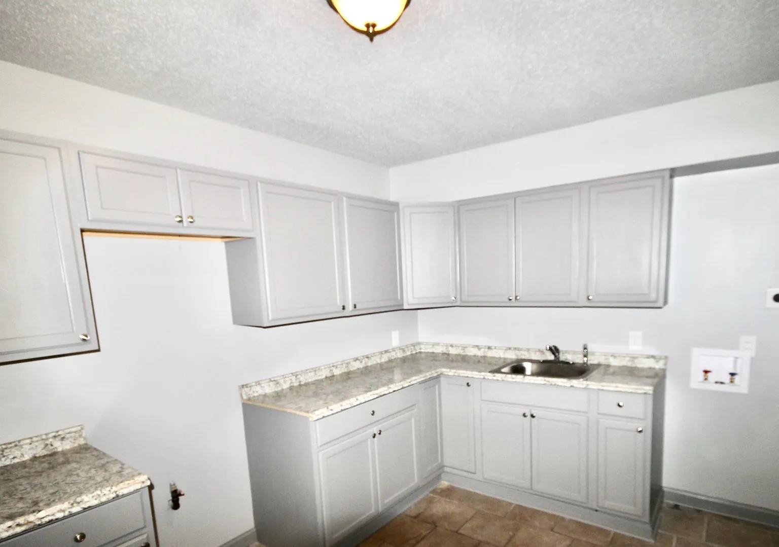 487 Williams Ave Property Photo 10