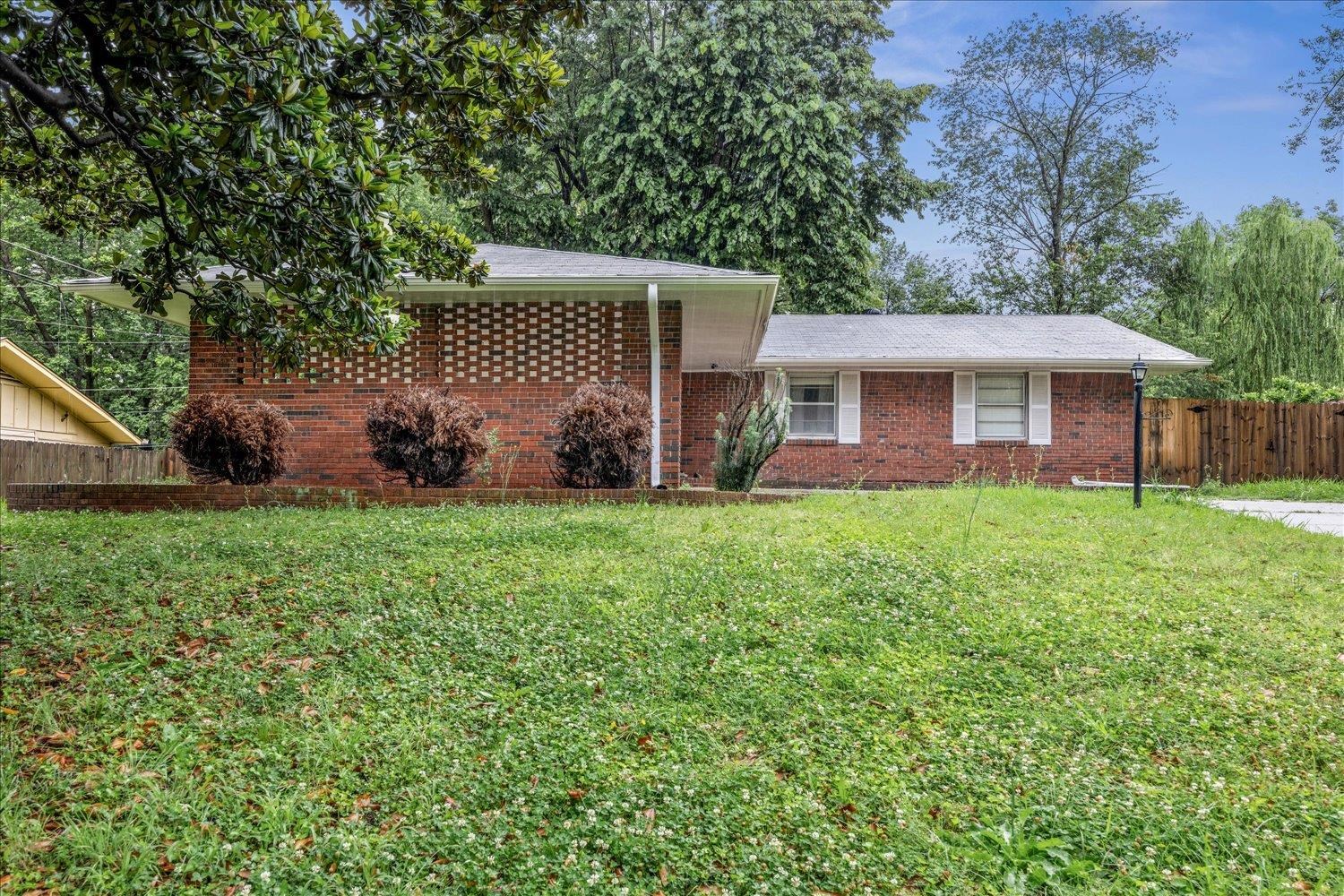 3831 HERMITAGE DR Property Image