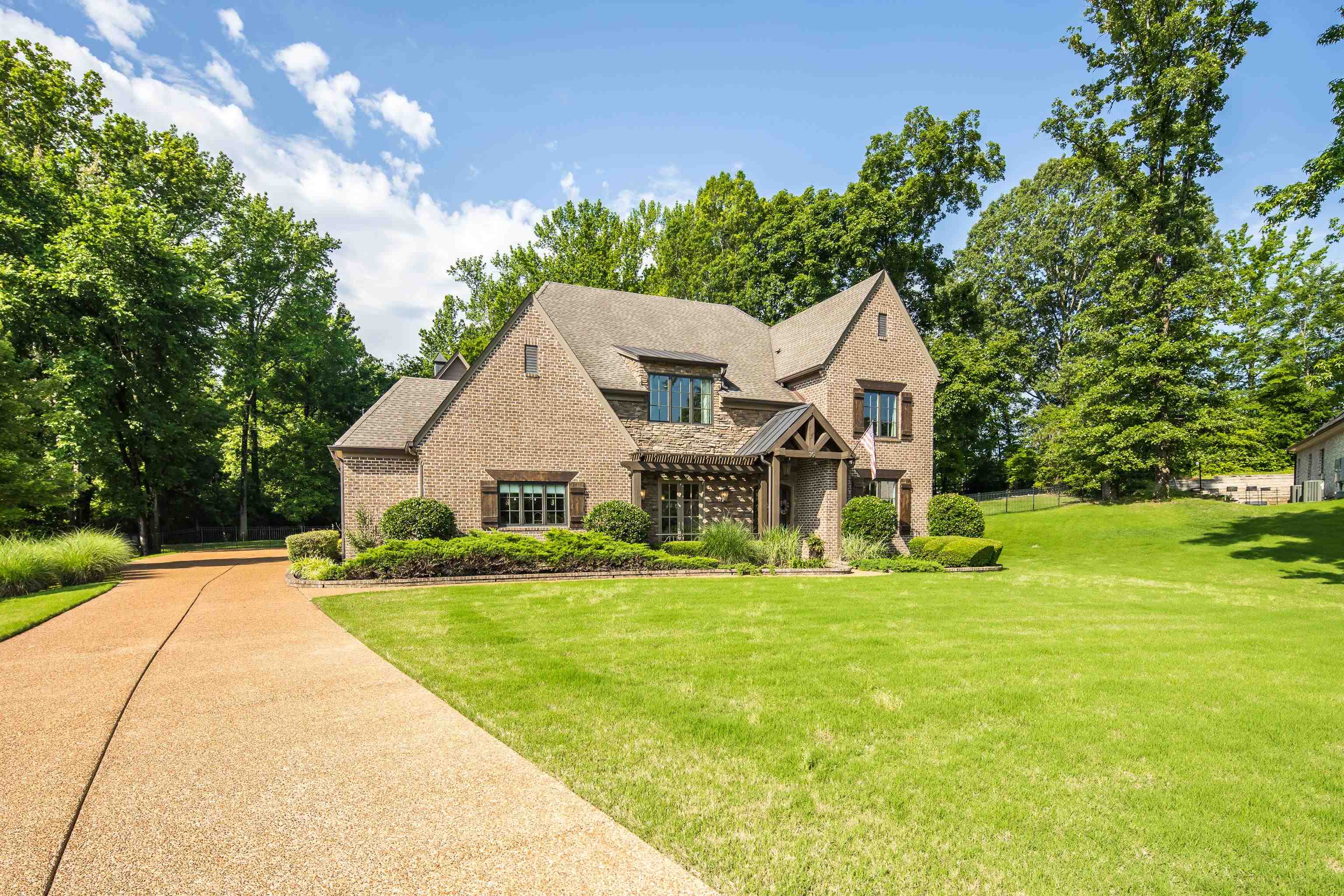 35 Spruce Valley Ln Property Photo 1