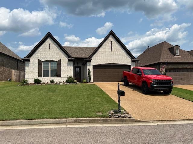 25 Briar Hollow Ln Property Photo 1