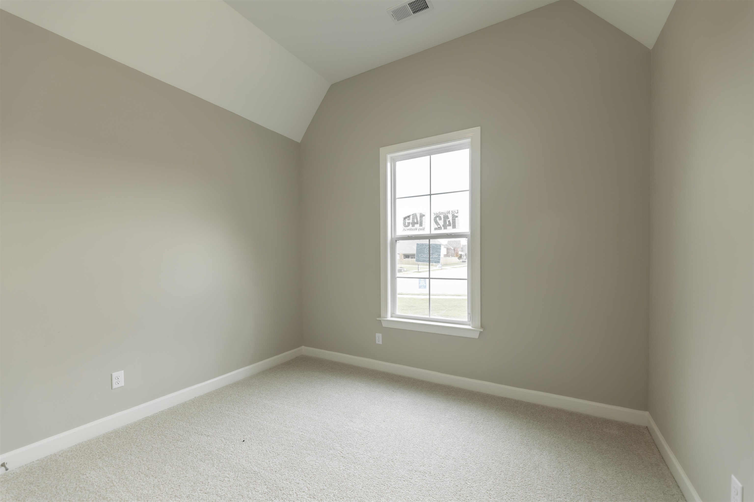 145 Misty Meadow Ln Property Photo 11