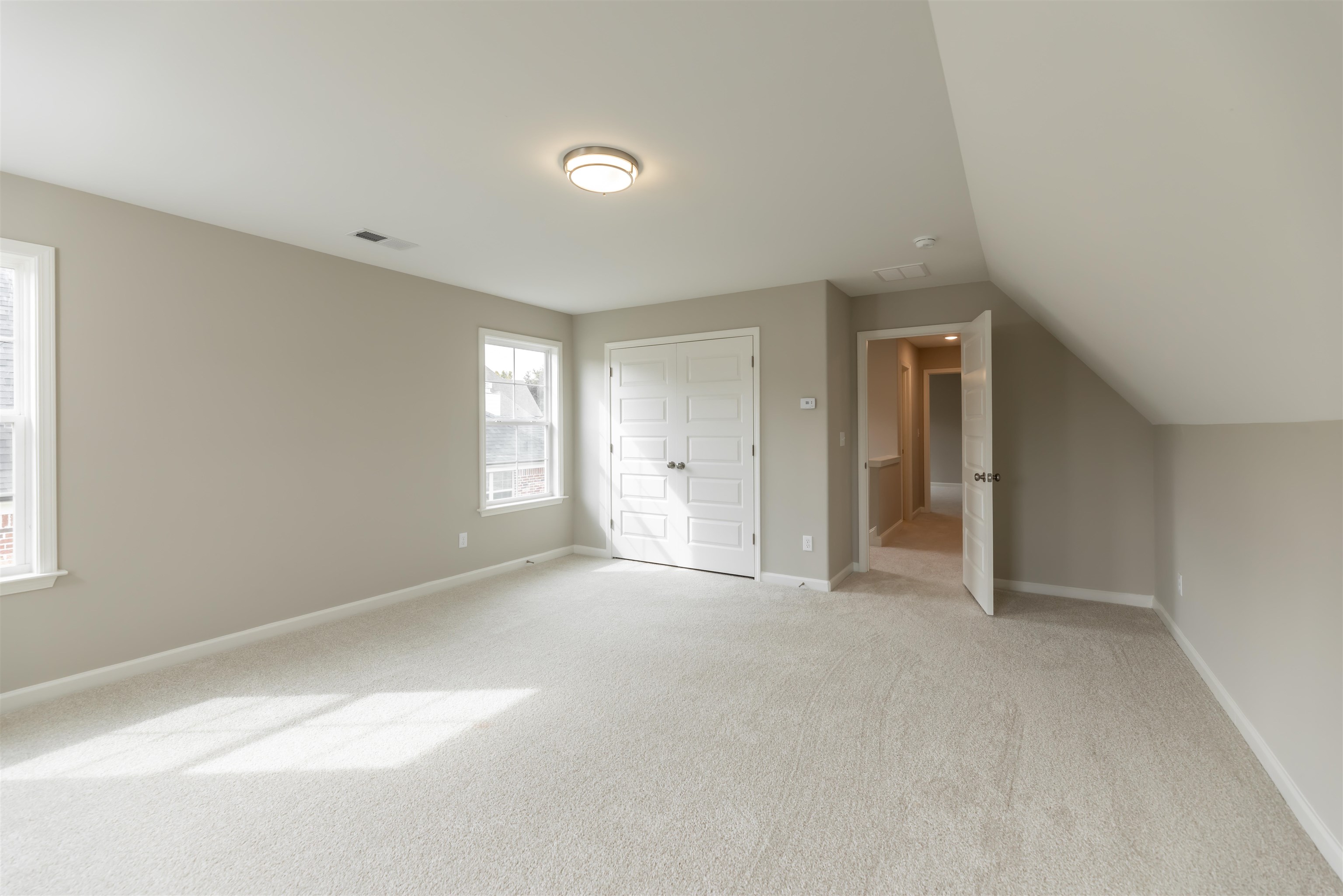145 Misty Meadow Ln Property Photo 18