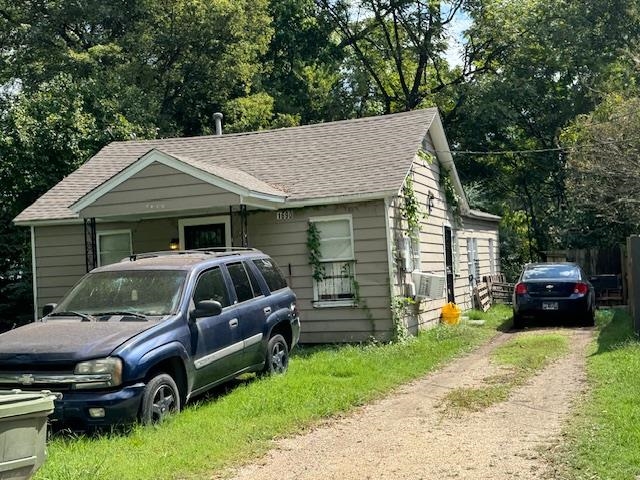 1690 Berkshire Ave Property Photo 3
