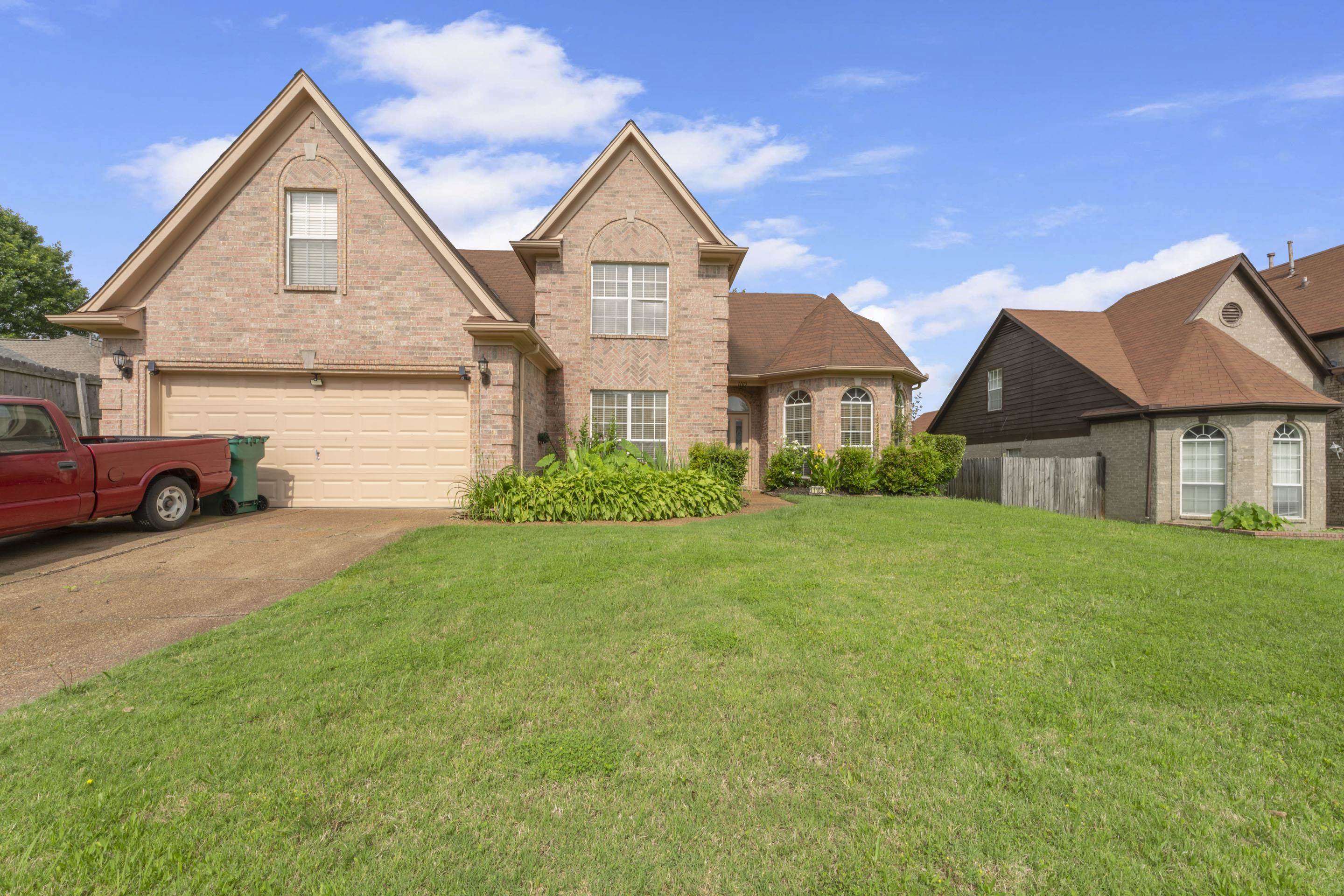 1103 Green Fern Cv Property Photo 1