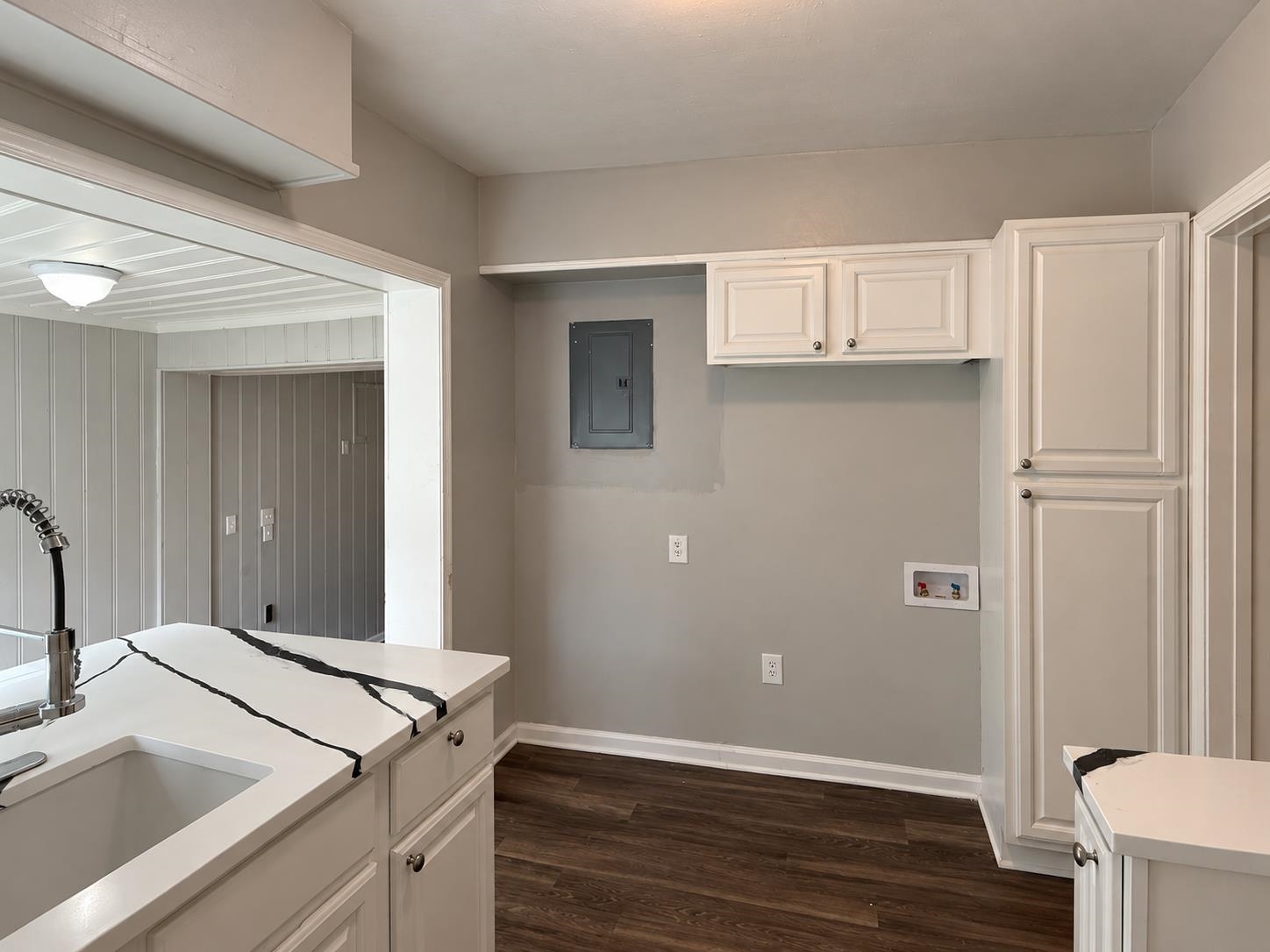 4080 E Whitehaven Park Cir Property Photo 3
