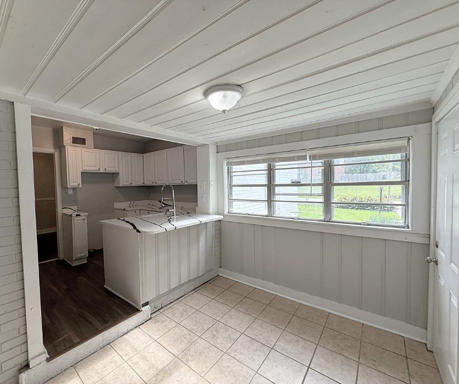 4080 E Whitehaven Park Cir Property Photo 7